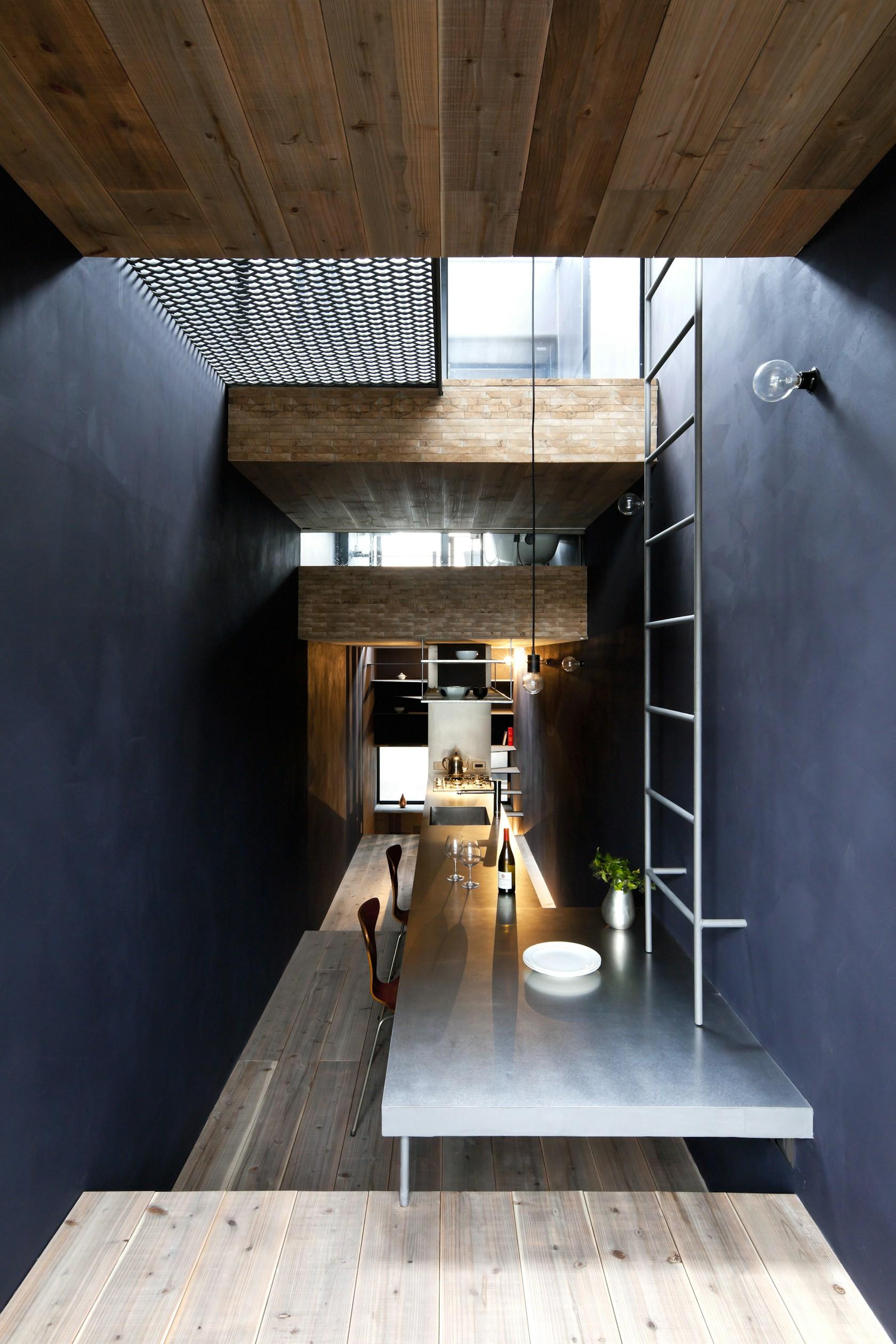 1.8-M Width House - image 5