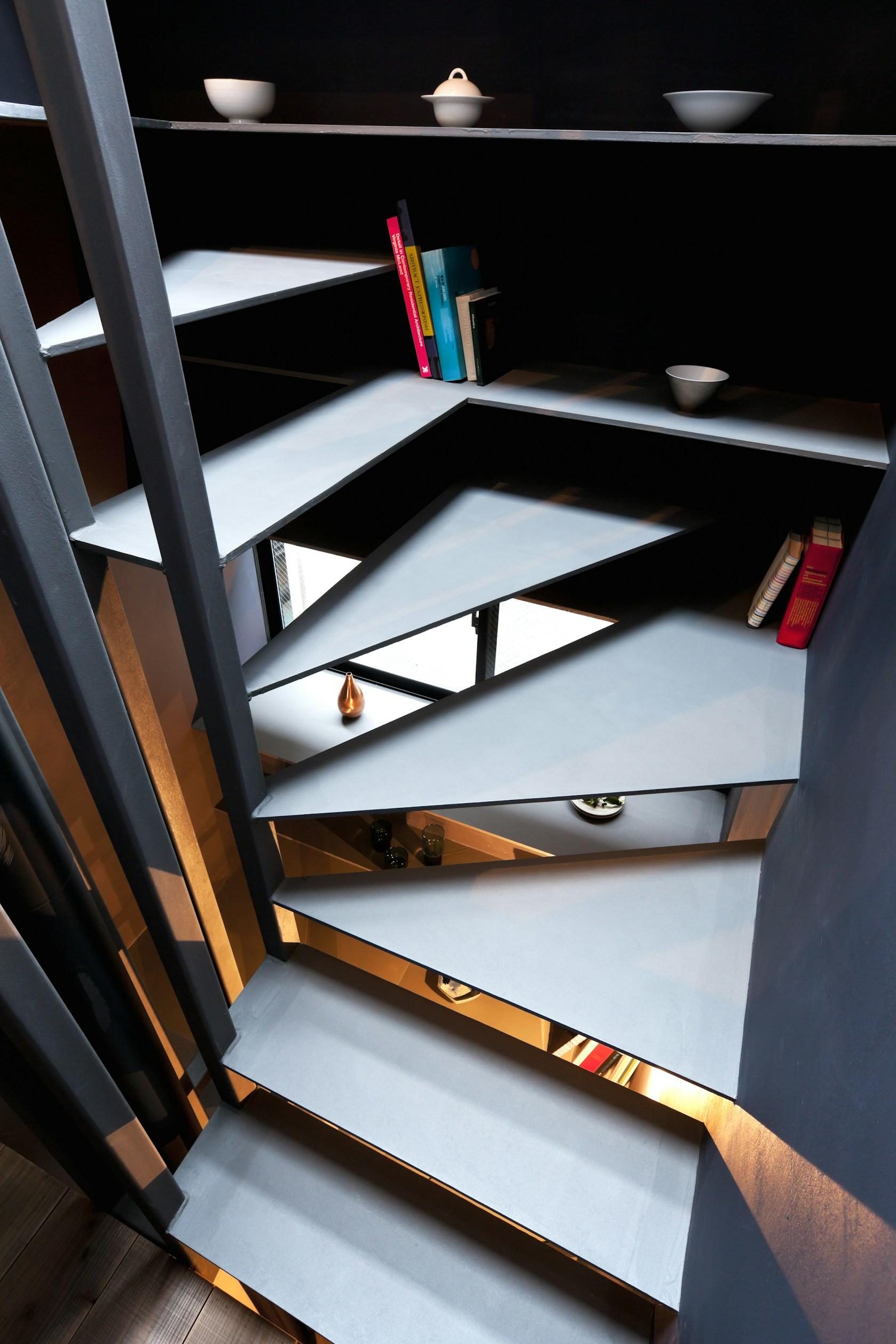 1.8-M Width House - image 3