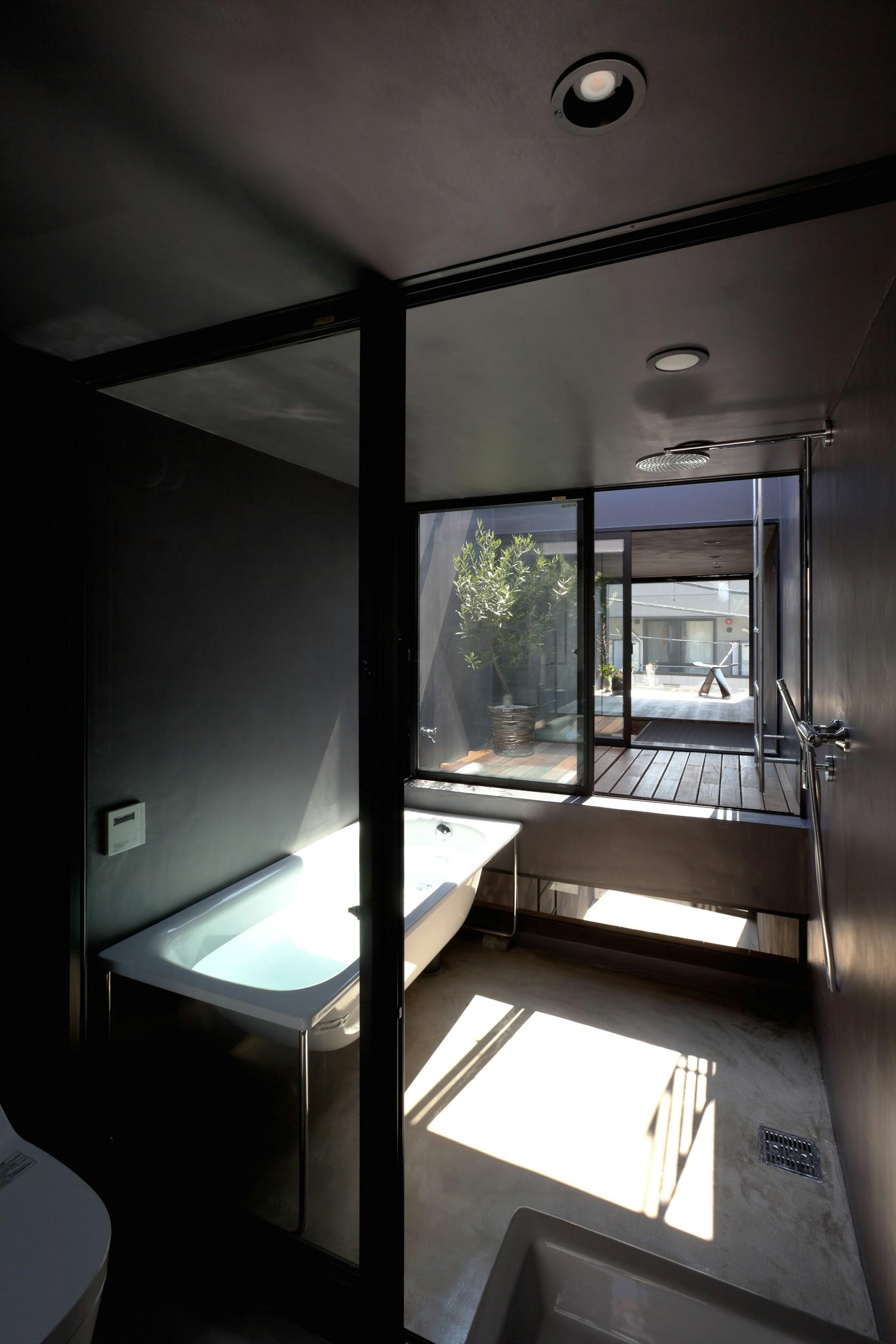 1.8-M Width House - image 4
