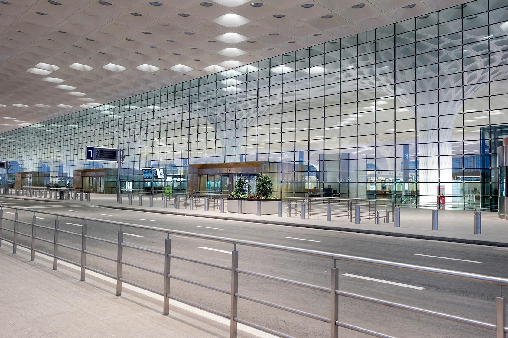 Chhatrapati Shivaji International Airport Terminal 2 - image 4