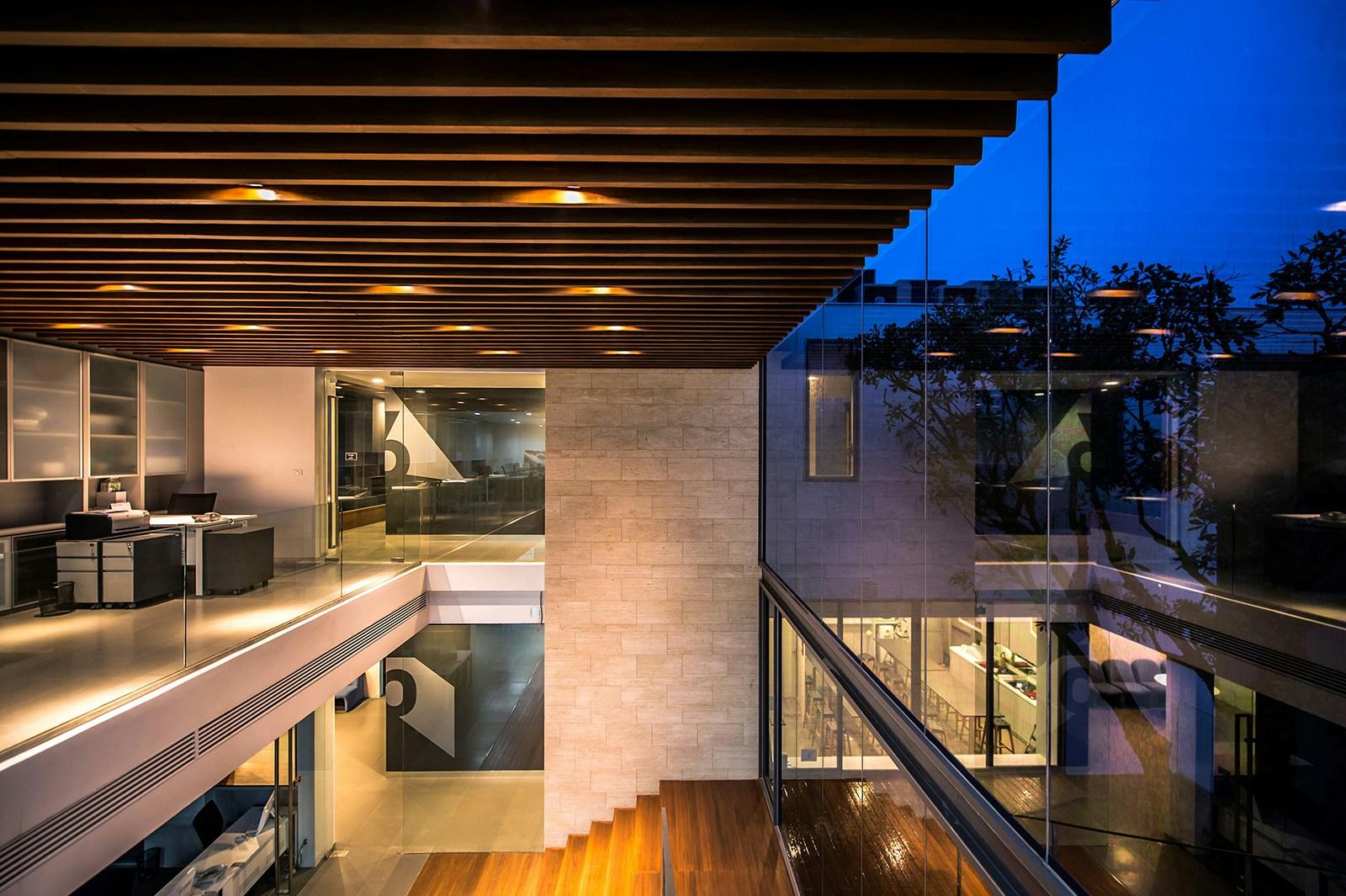 Zonic Vision Office - image 3