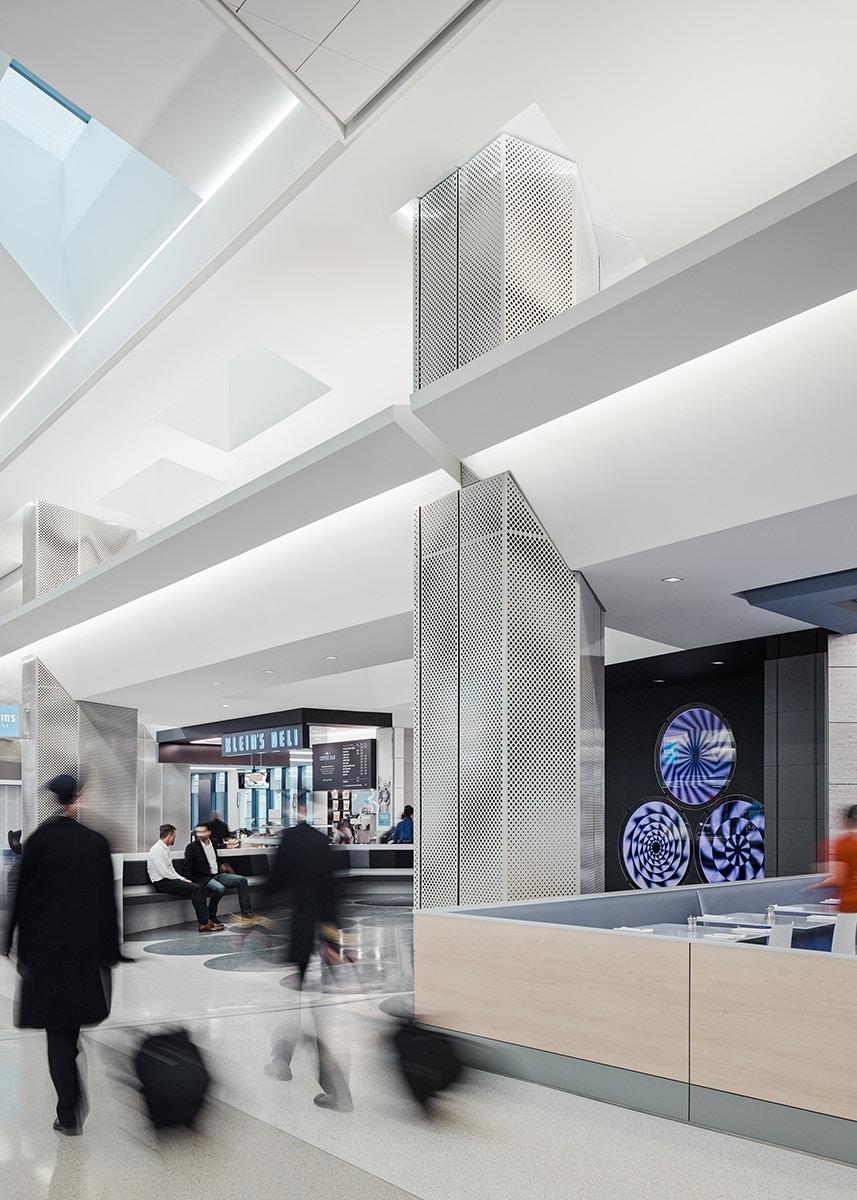 San Francisco International Airport, Boarding Area E - image 8