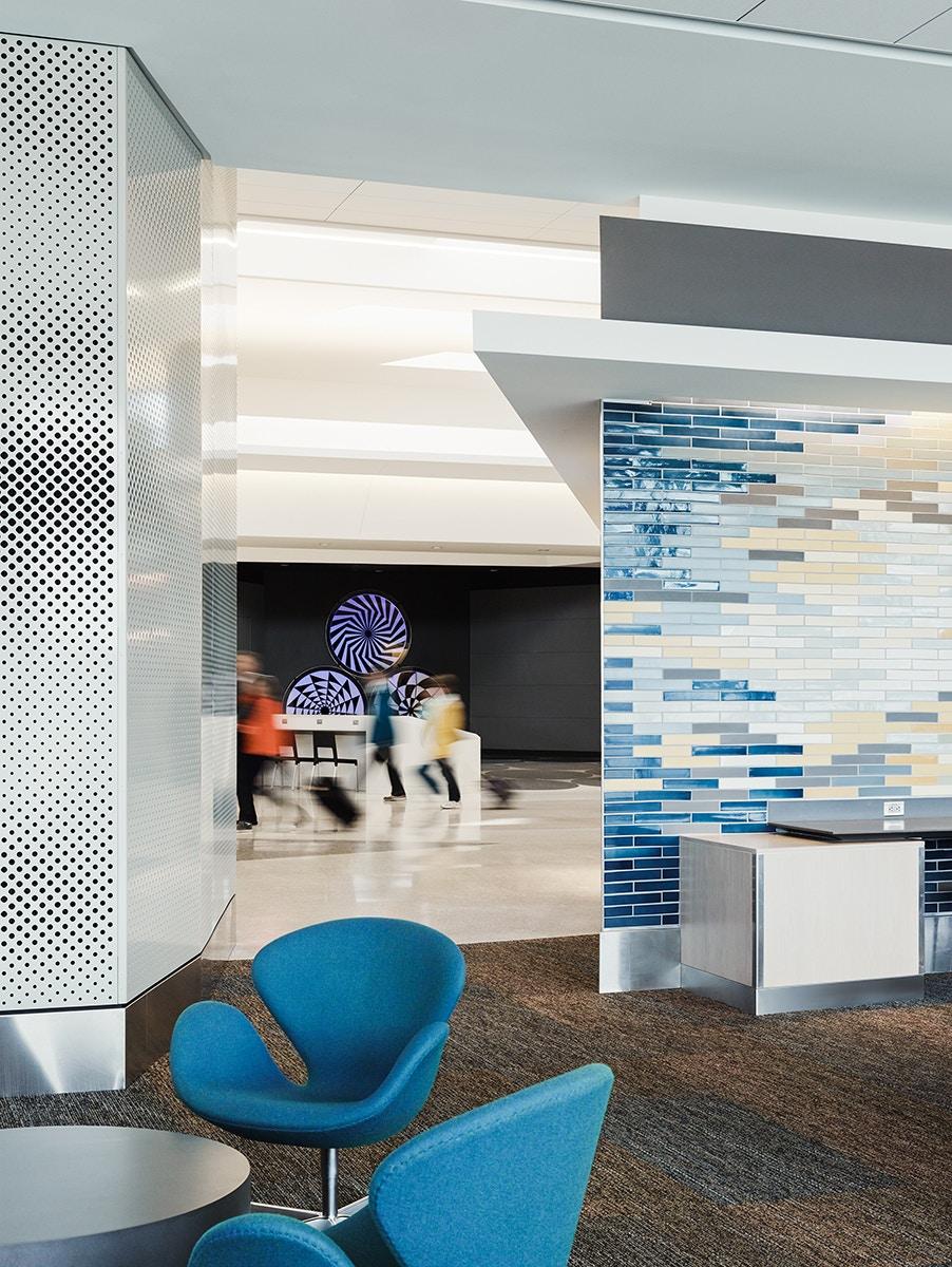 San Francisco International Airport, Boarding Area E - image 10
