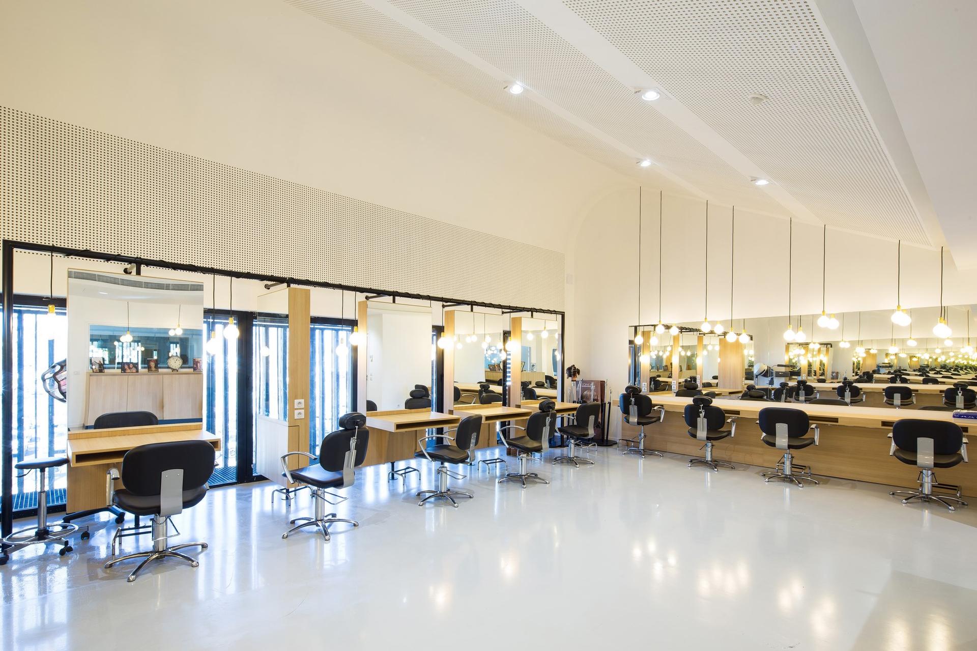 Professionnal & Technical High School - image 9