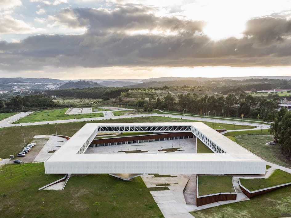Óbidos Technological Park Central Building - image 2