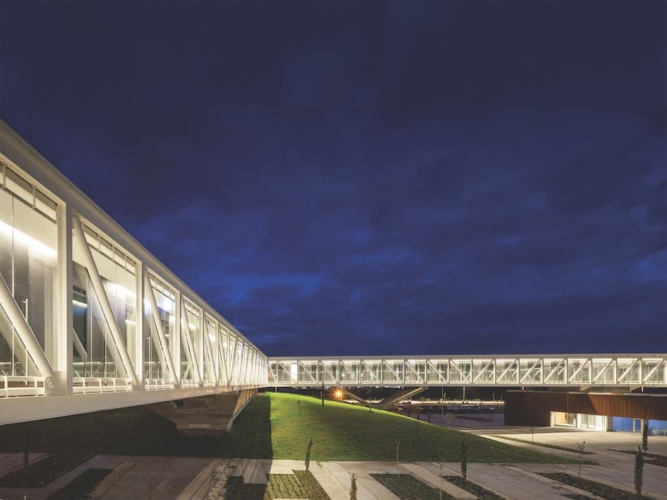 Óbidos Technological Park Central Building - image 6