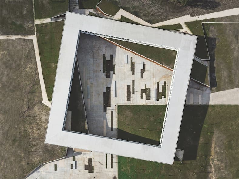 Óbidos Technological Park Central Building - image 10