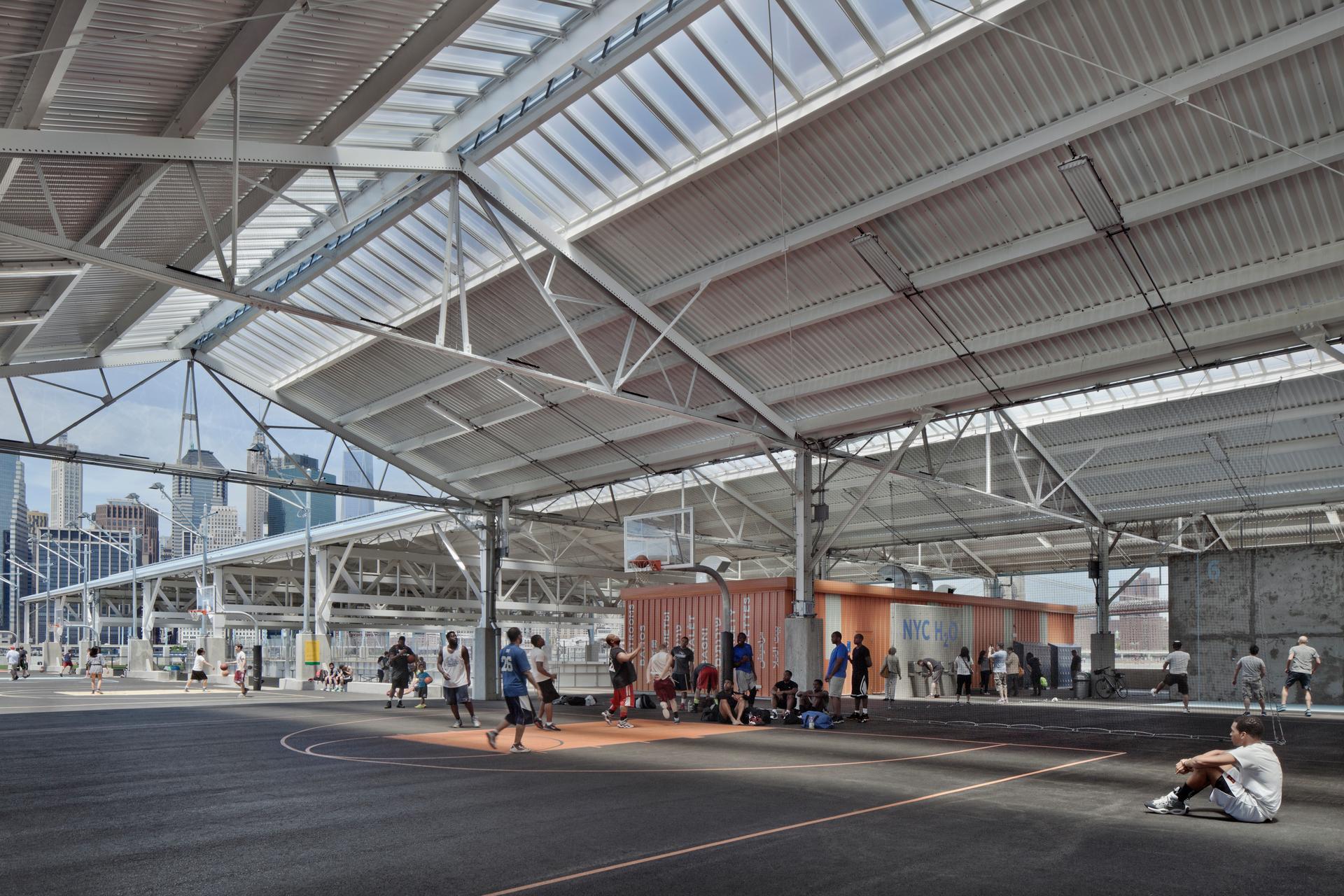 Pier Two Athletic Center, Brooklyn Bridge Park - image 2