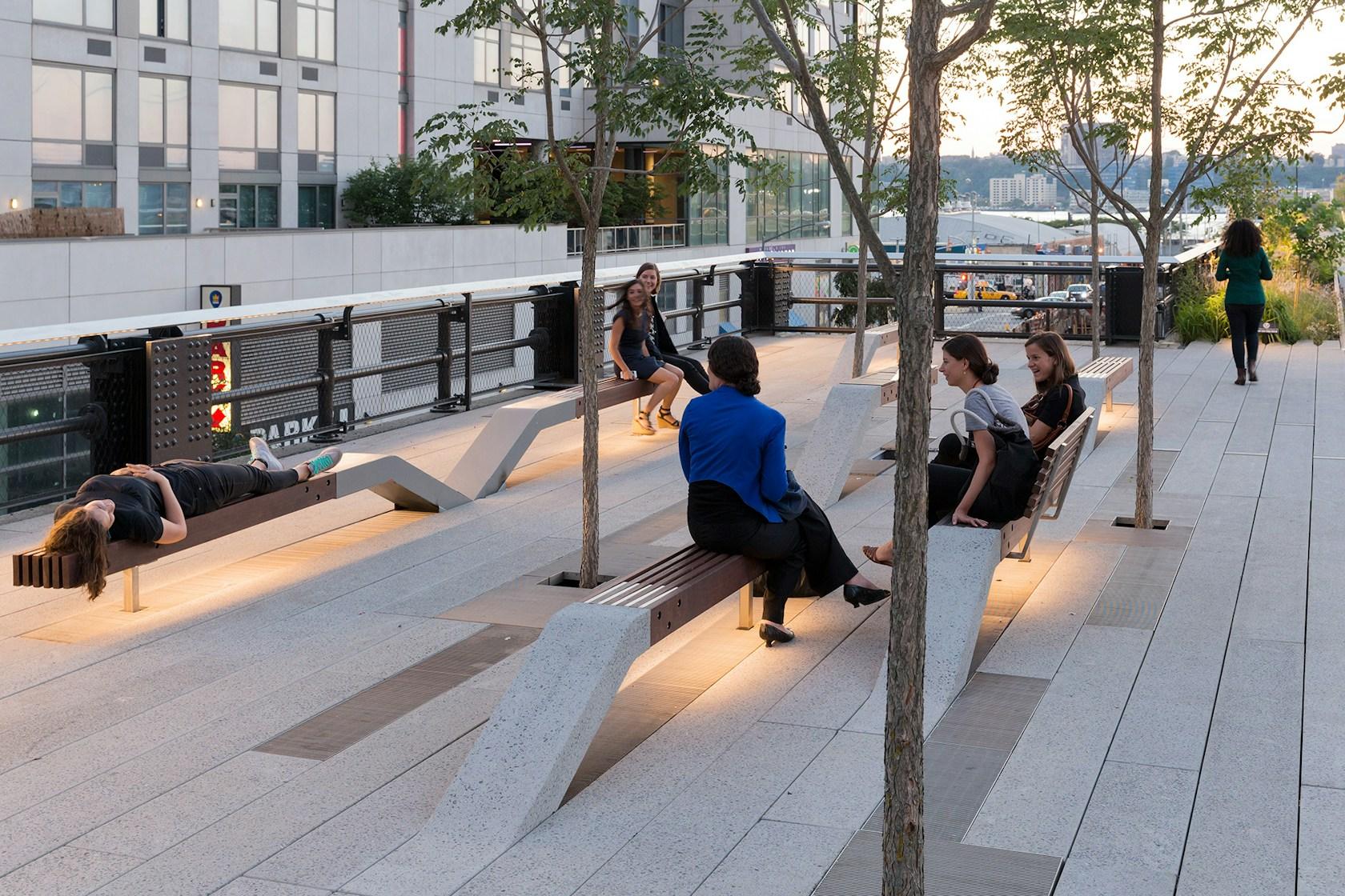 High Line at the Rail Yards - image 11