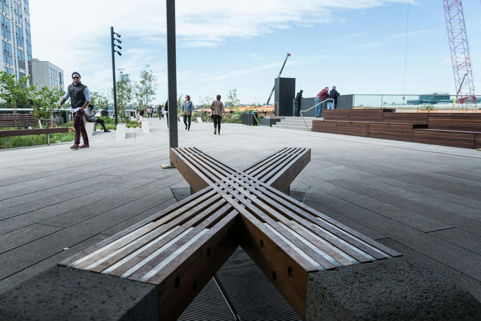 High Line at the Rail Yards - image 12