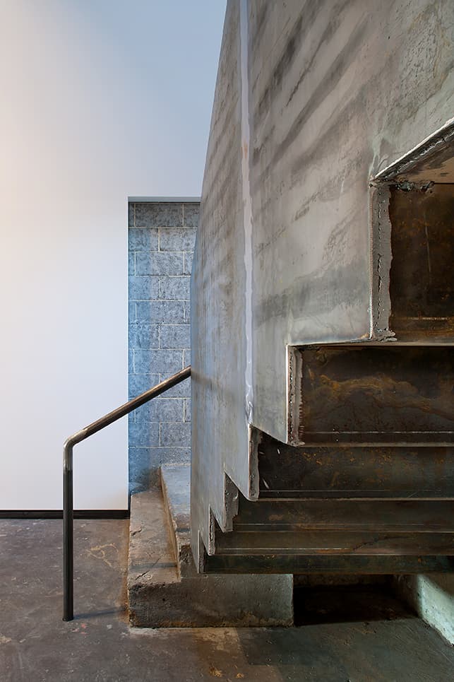 Monte Clark Gallery - image 11