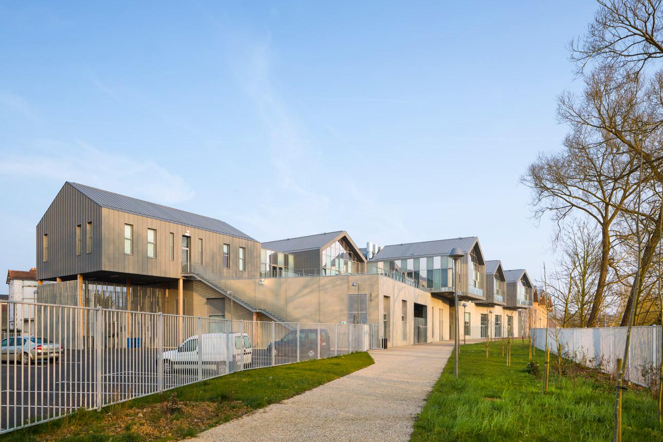 Louise Michel High School - image 3