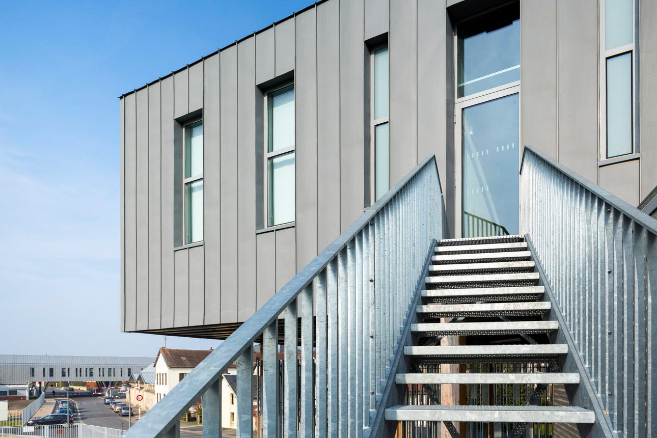 Louise Michel High School - image 7