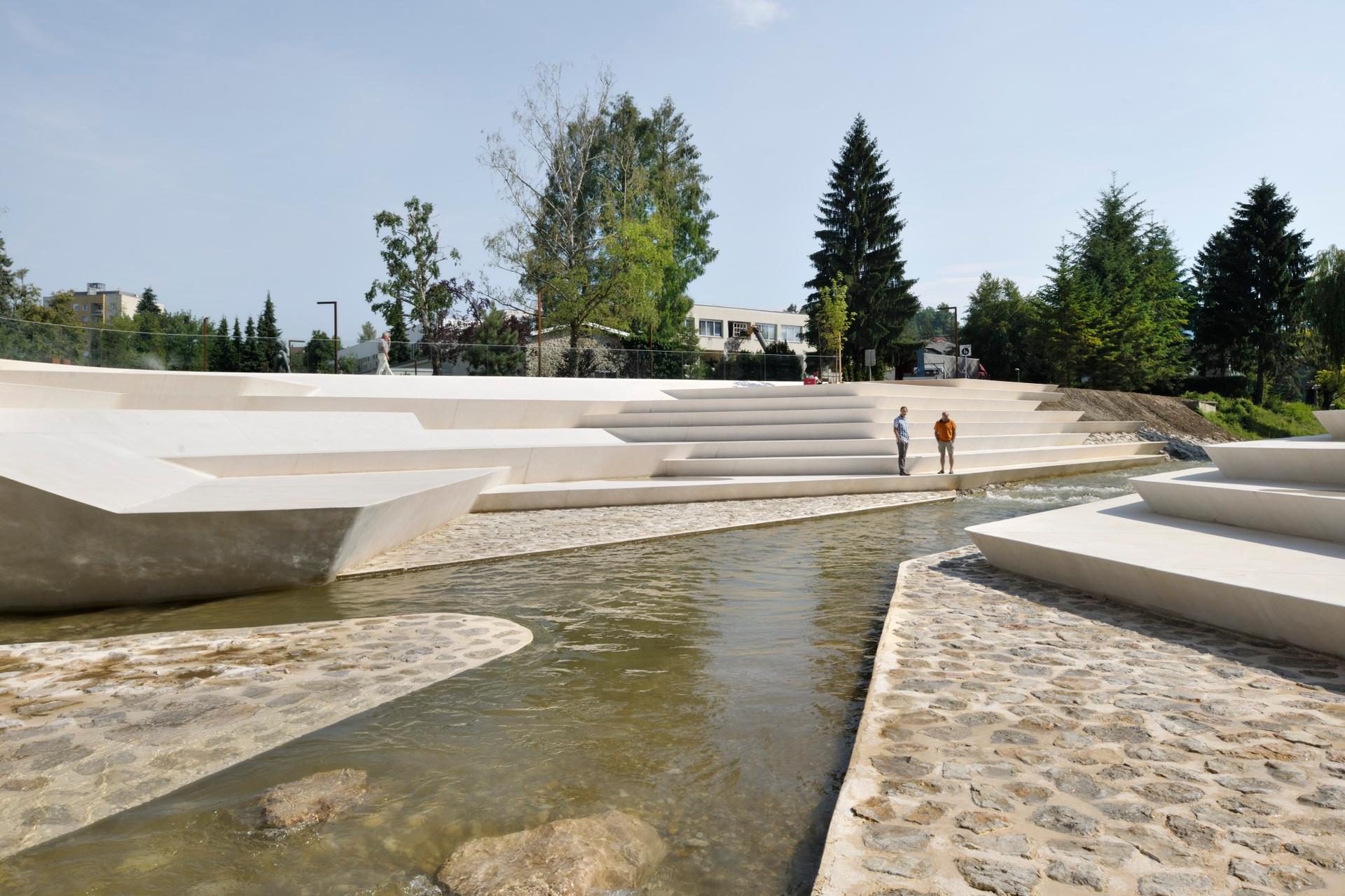 Velenje City Center Pedestrian Zone Promenada - image 2