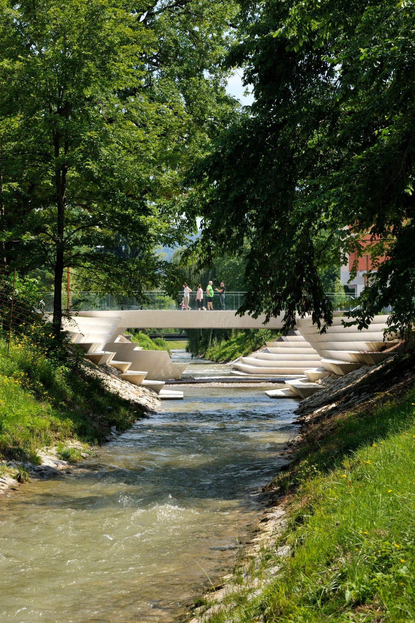 Velenje City Center Pedestrian Zone Promenada - image 7