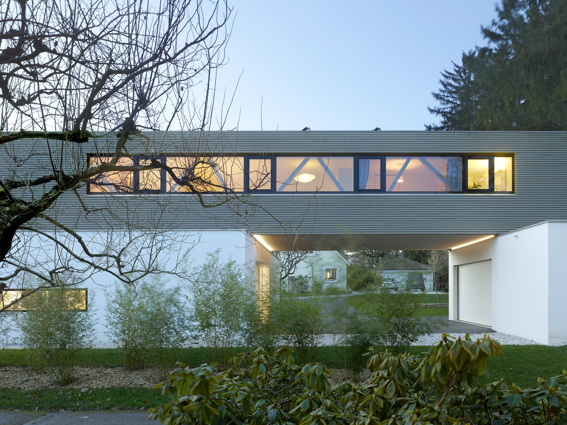 Bridge House - image 3