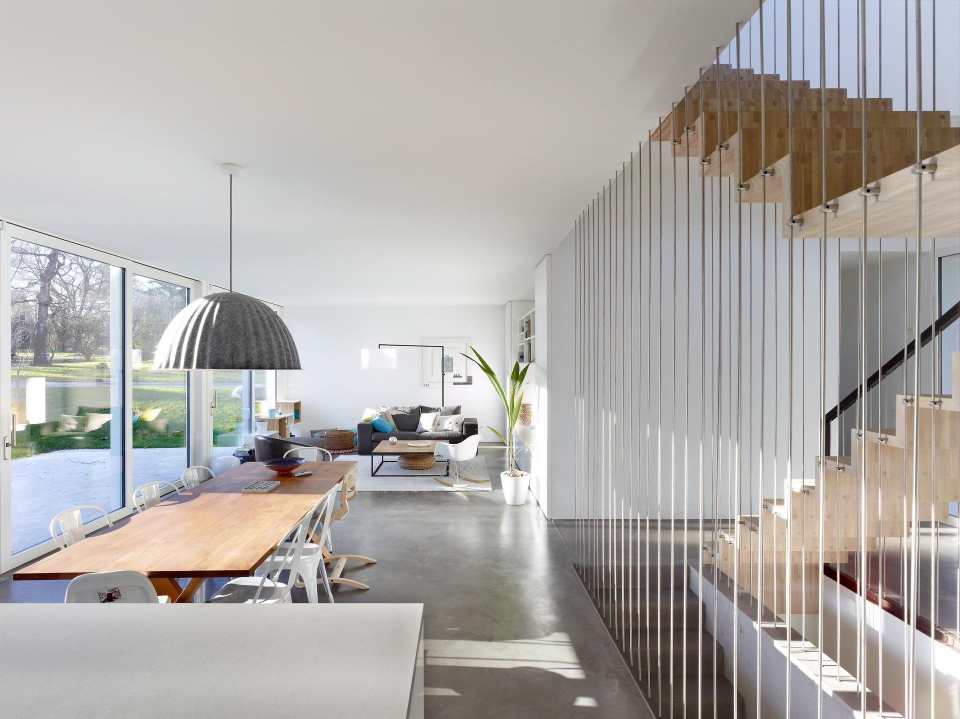 Bridge House - image 6