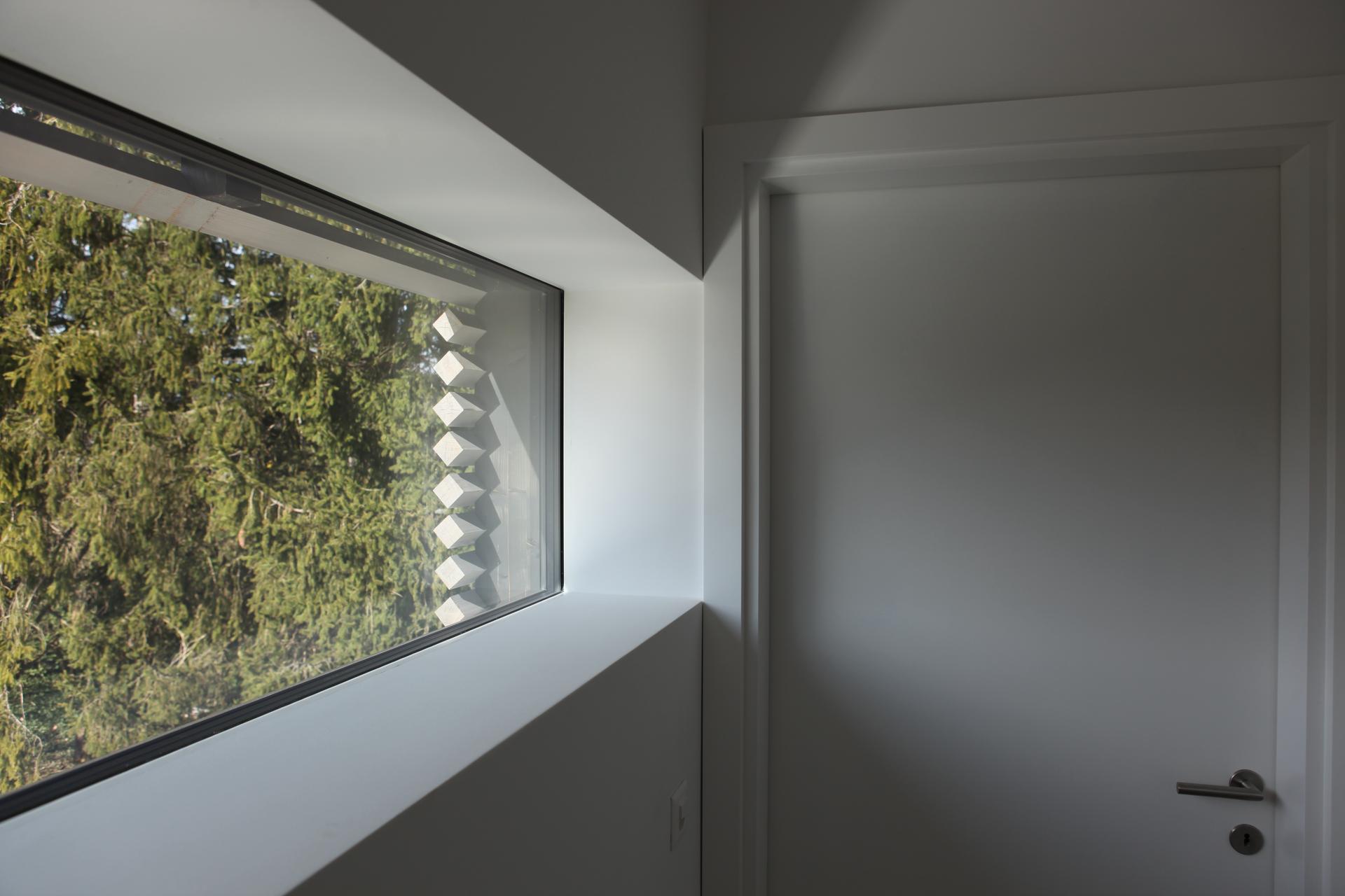 Bridge House - image 12