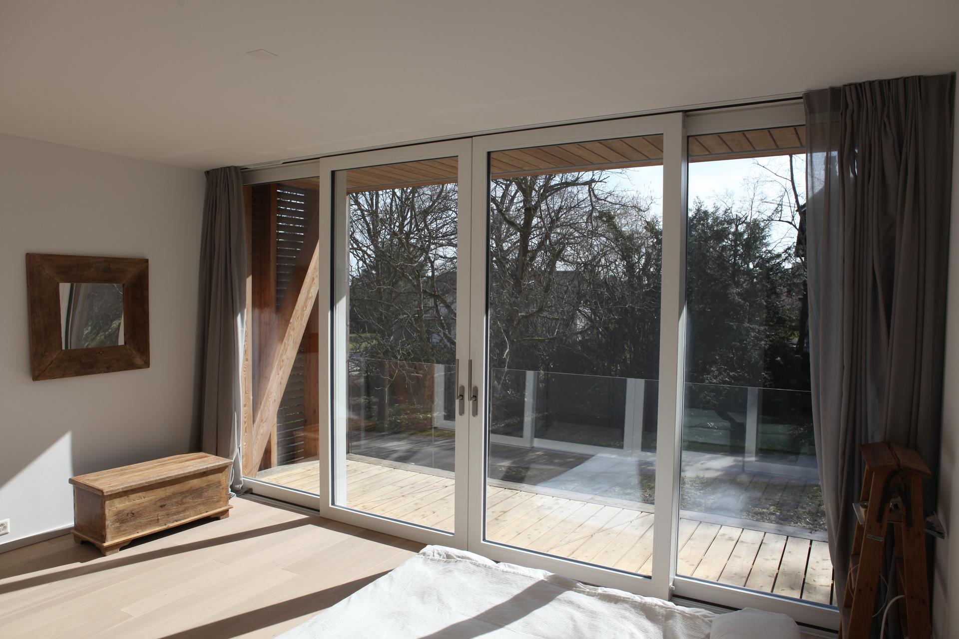 Bridge House - image 13