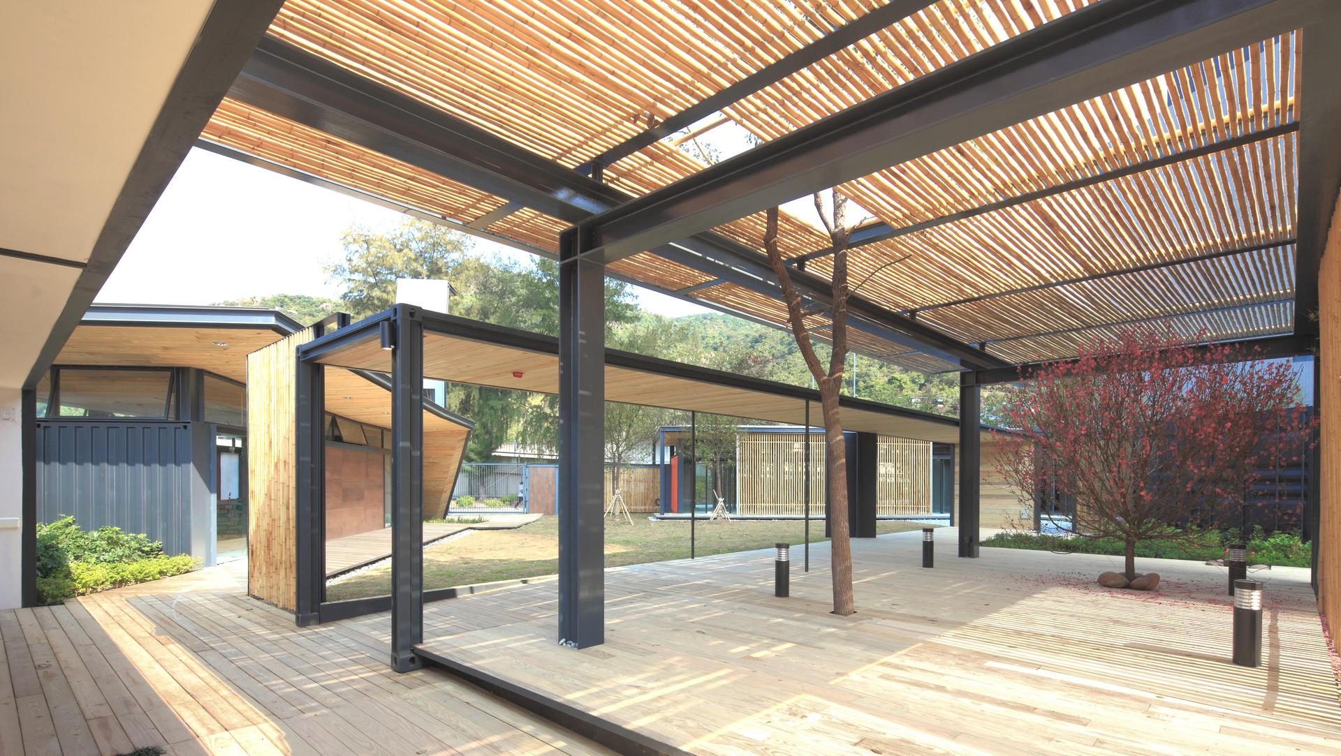 Community Green Station, Sha Tin, Hong Kong - image 3