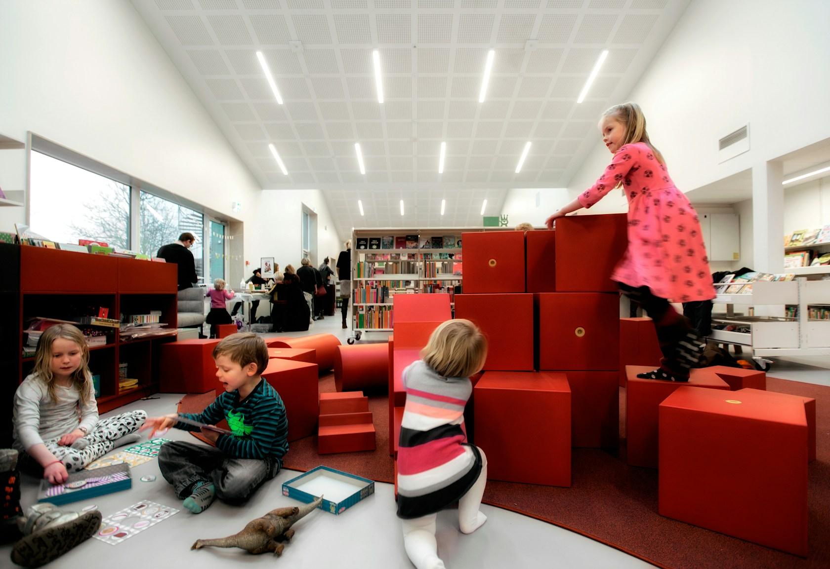 Culture House and Library, Allerød - image 7
