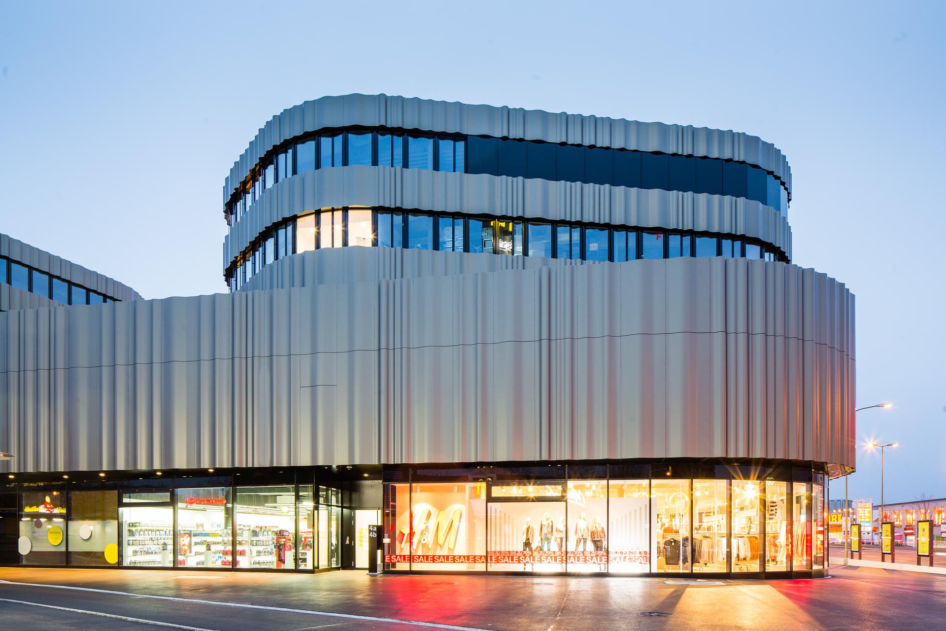 INSIDE Boutique Center - image 5