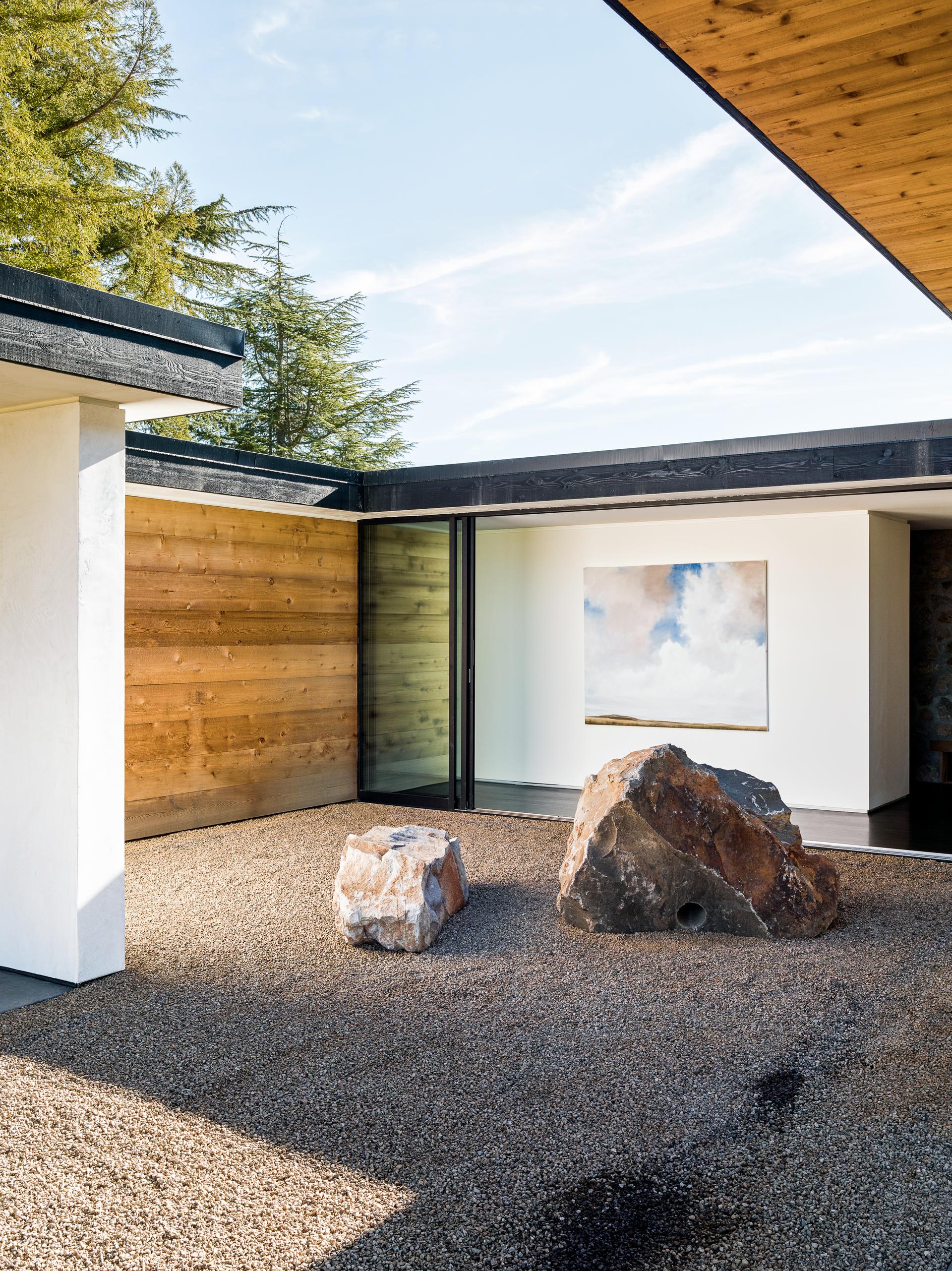 House Set on the Valley Floor - image 7