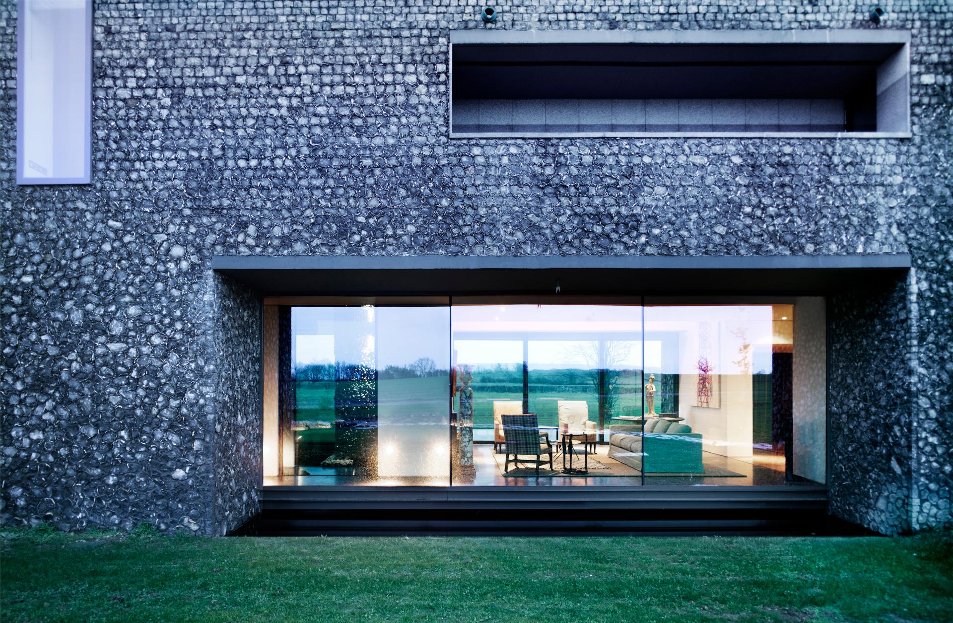 Flint House - image 12