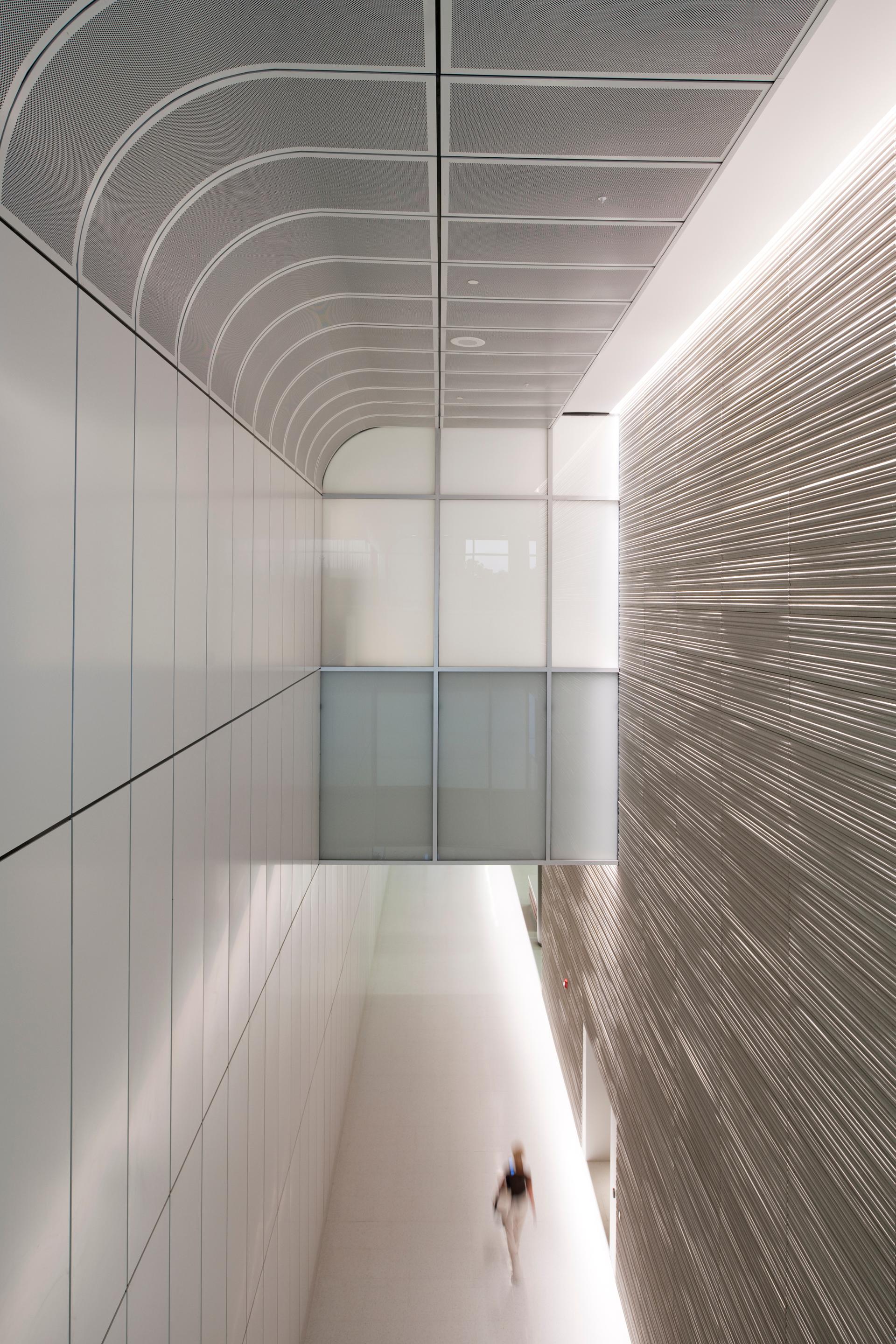 Kaleida Health System Clinical and Medical Research Building (Global Heart and Vascular Institute an - image 8