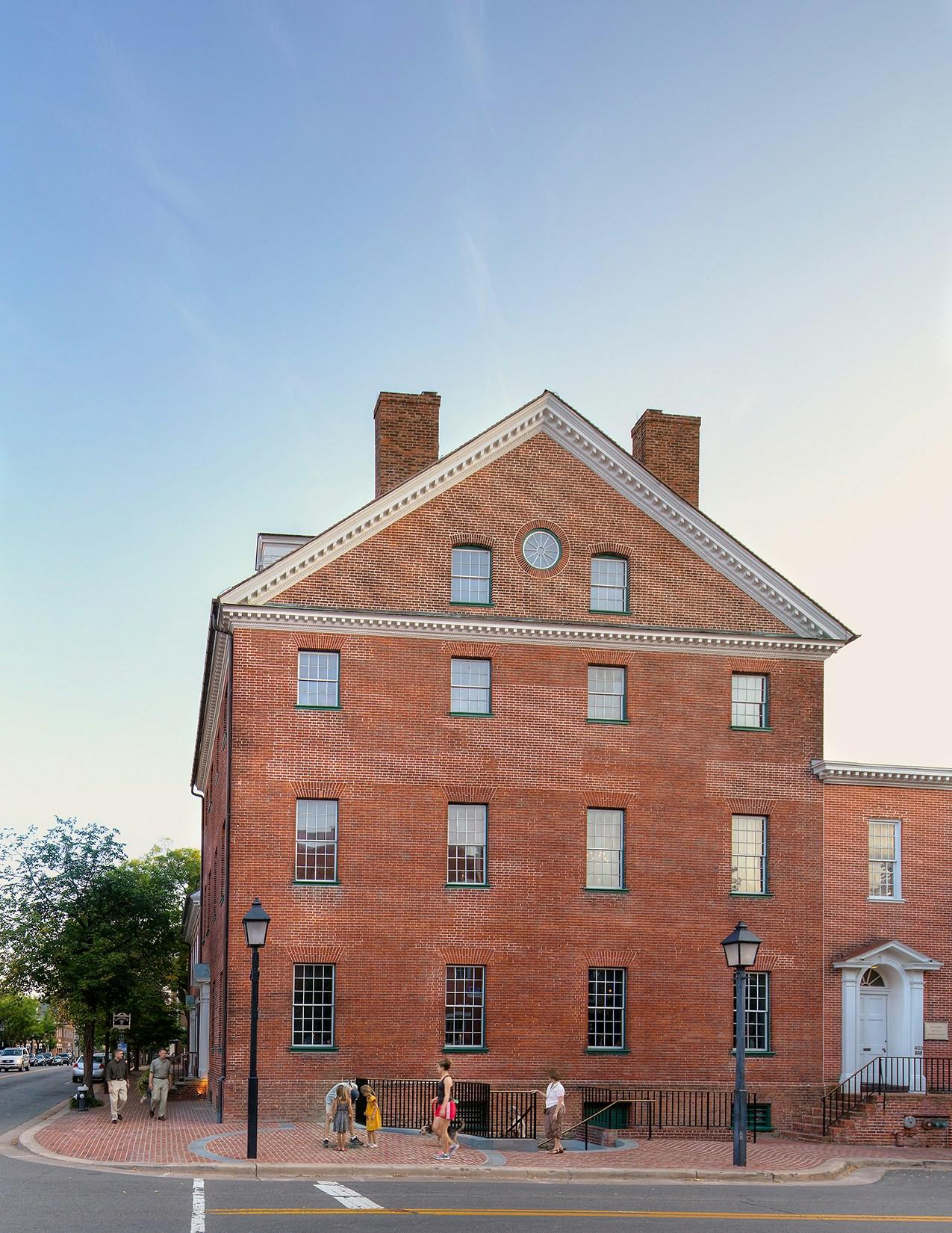 Gadsby's Tavern Ice Well - image 8