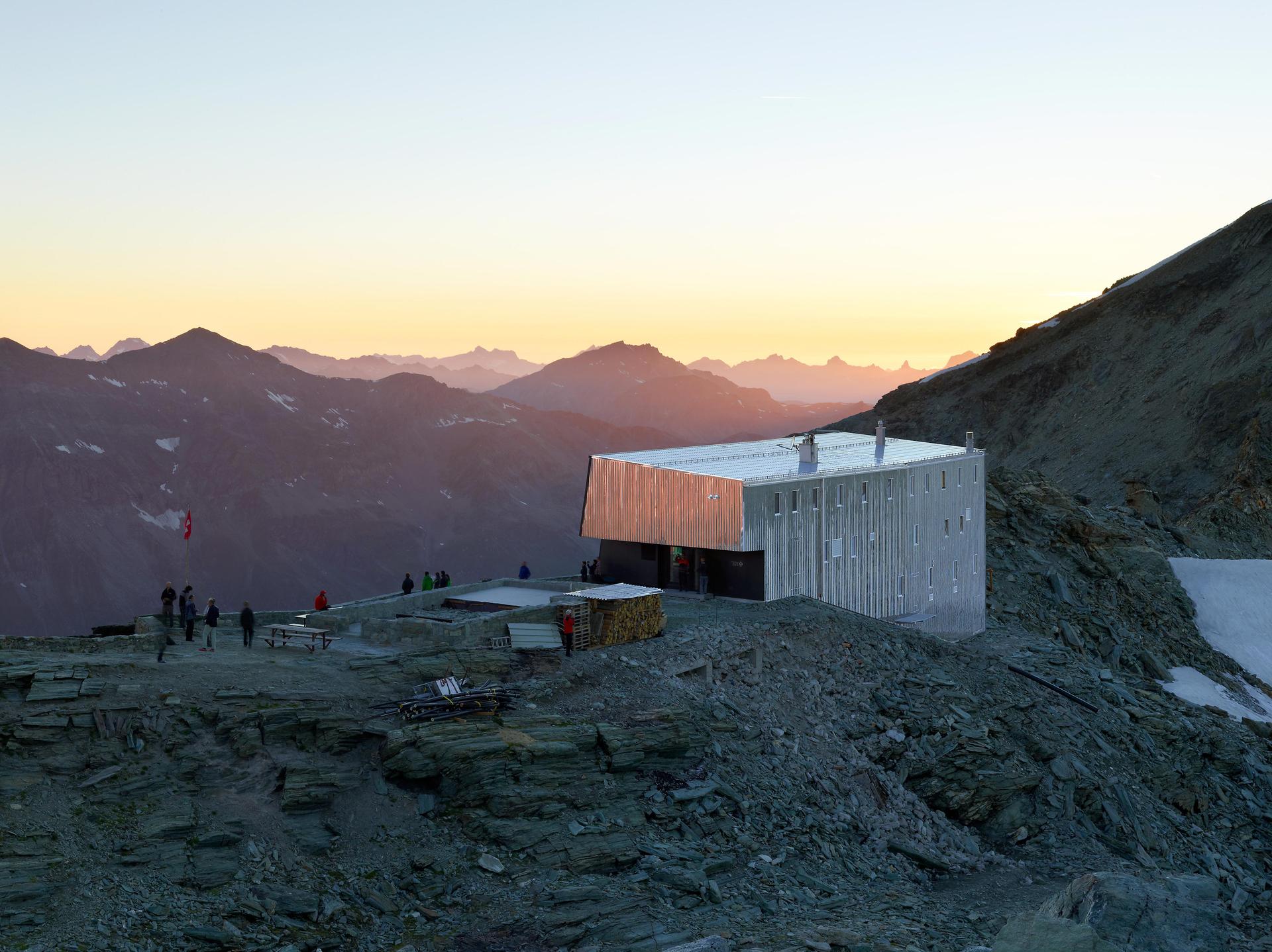 New Mountain Hut at Tracuit - image 12