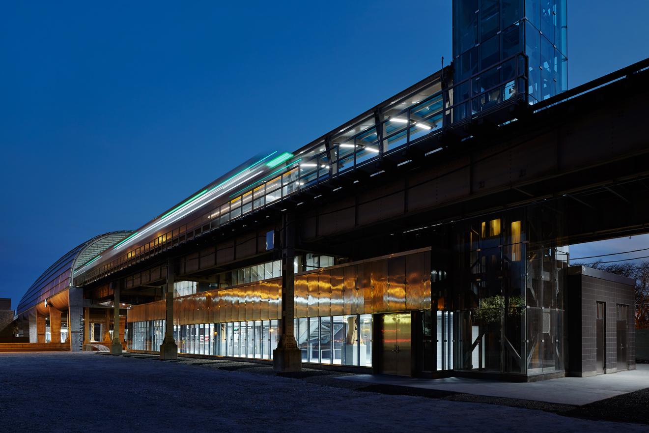 CTA Cermak-McCormick Place Station - image 14