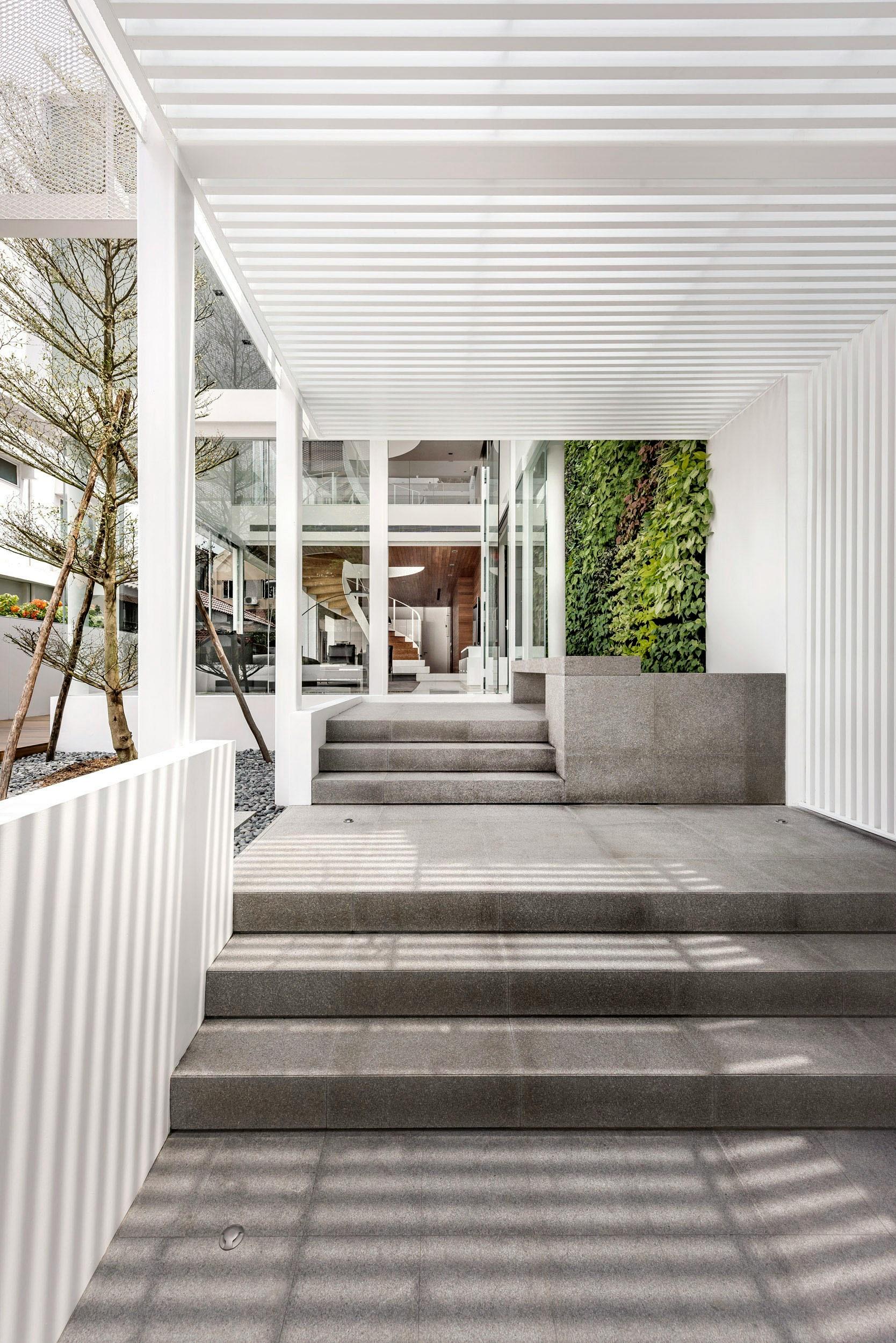The Greja House - image 2