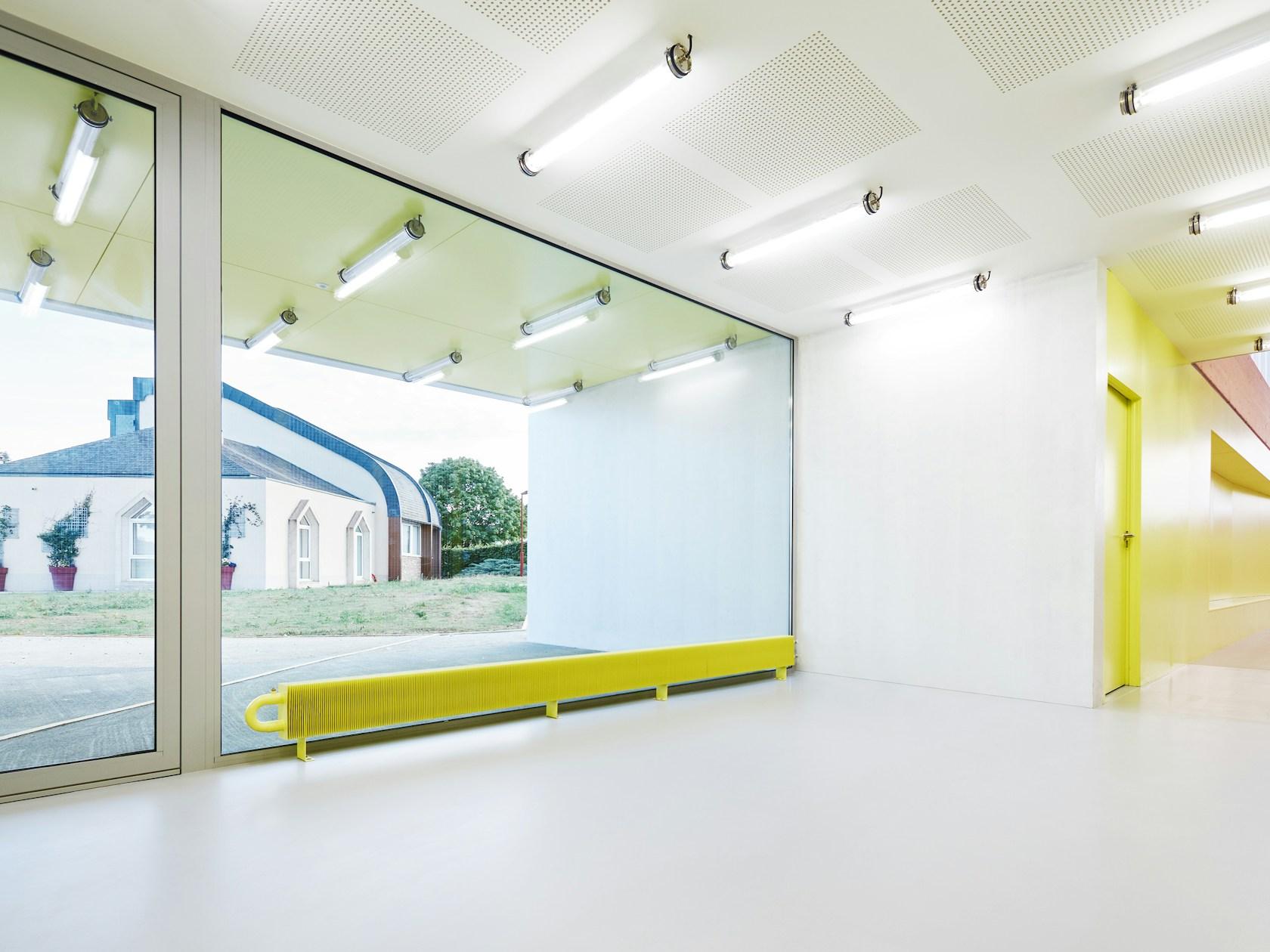 Nathalie Mauclair Gymnasium - image 8