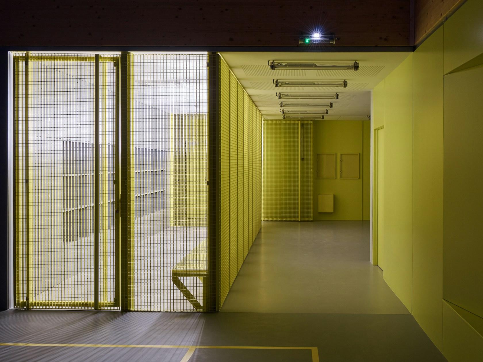 Nathalie Mauclair Gymnasium - image 17