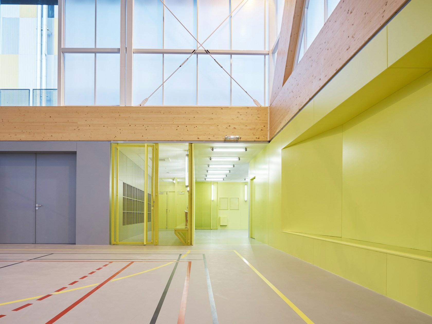 Nathalie Mauclair Gymnasium - image 25