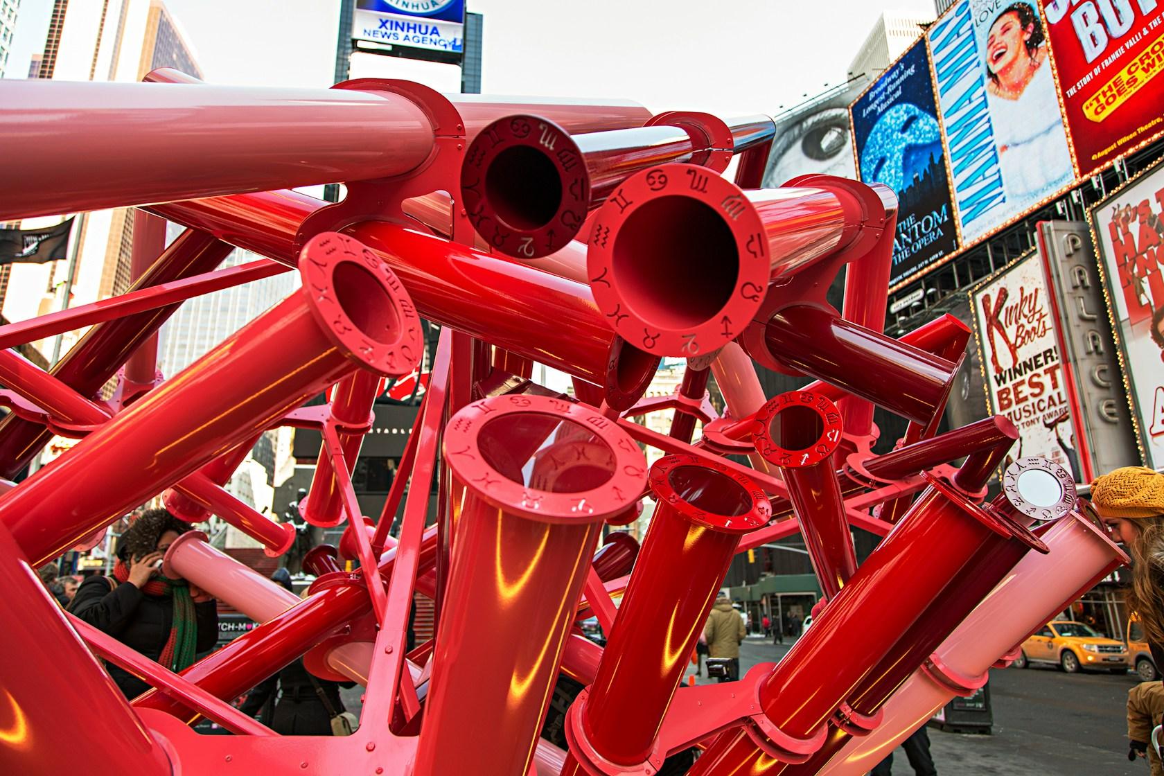 Times Square Valentine Heart - image 7