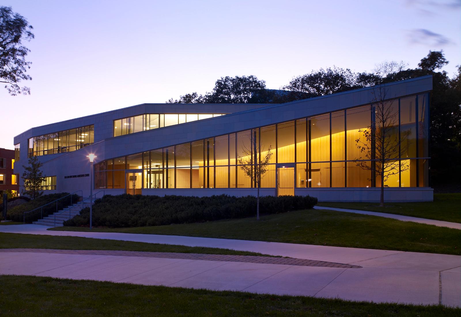 Admissions Center, Brandeis University - image 2