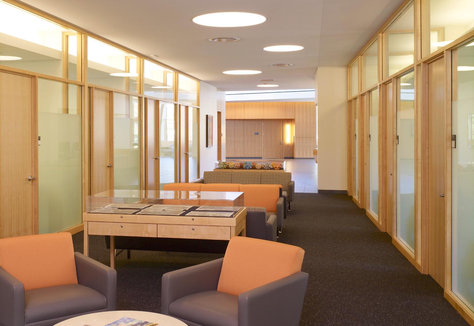 Admissions Center, Brandeis University - image 5