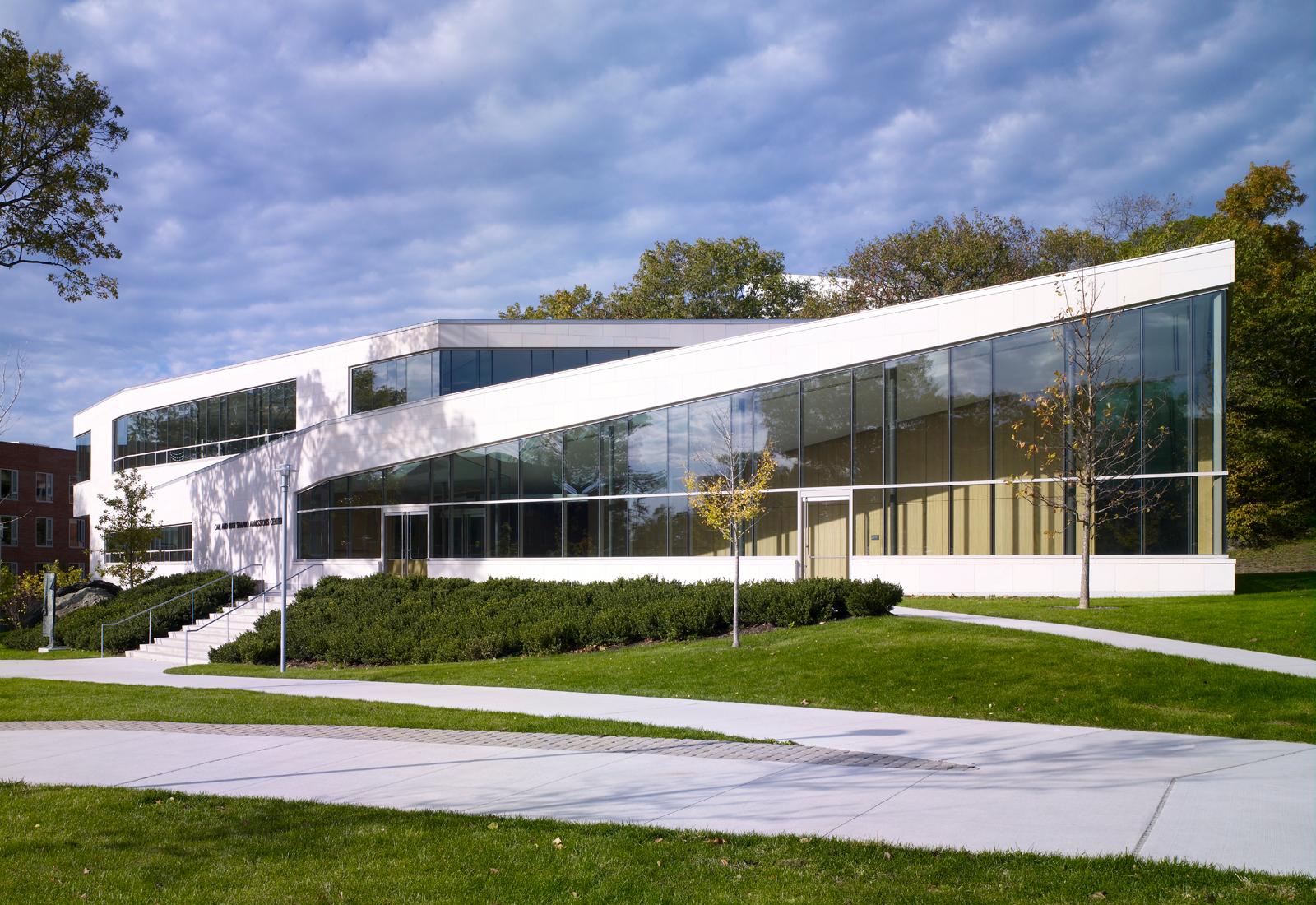 Admissions Center, Brandeis University - image 6