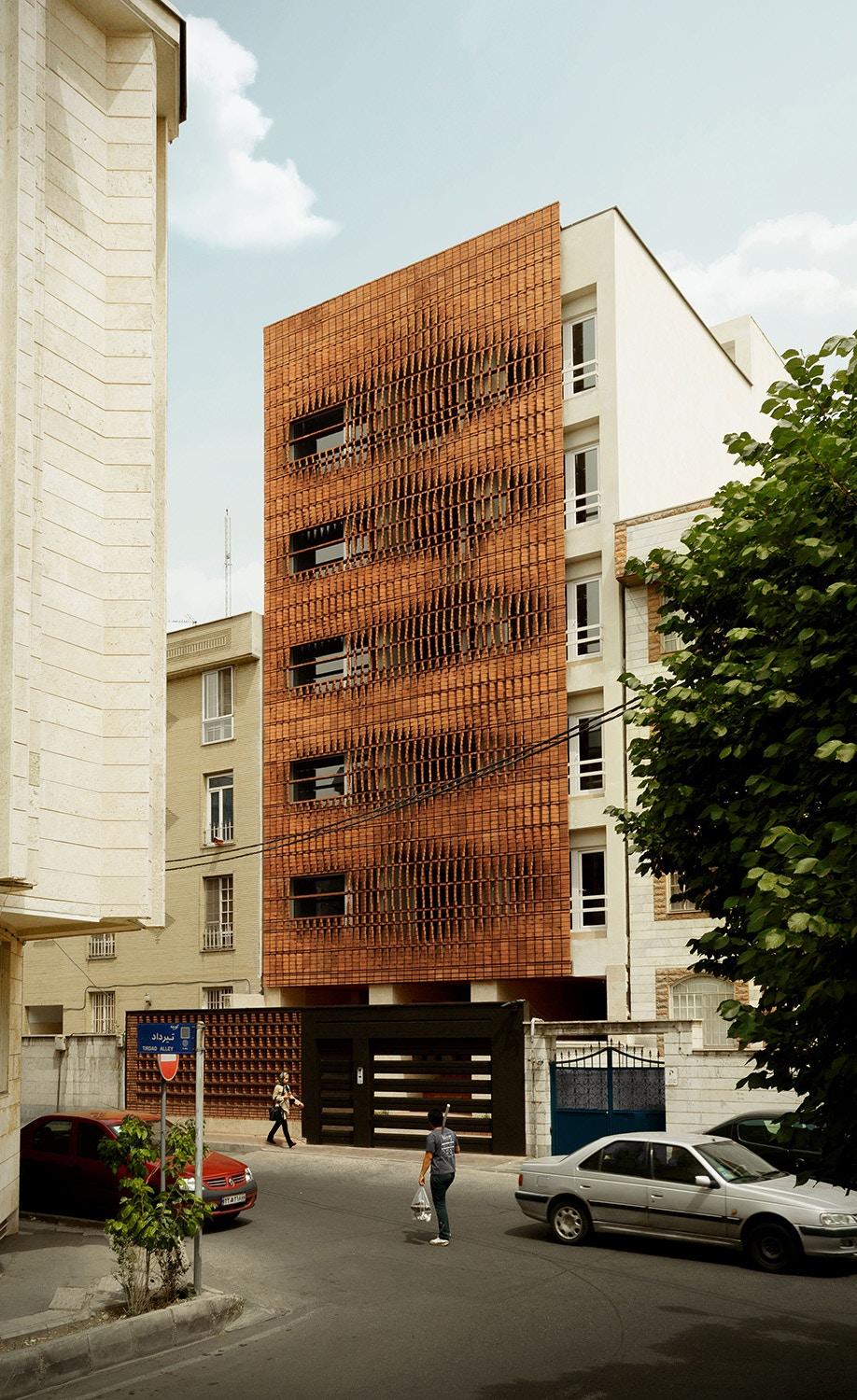 Cloaked in Bricks - image 4