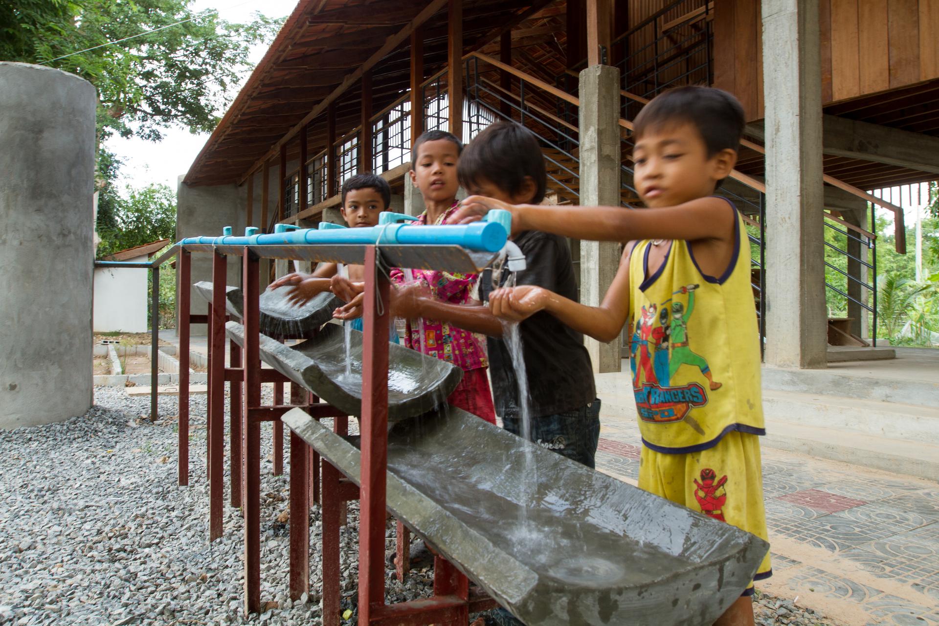 Thnouh School - image 3