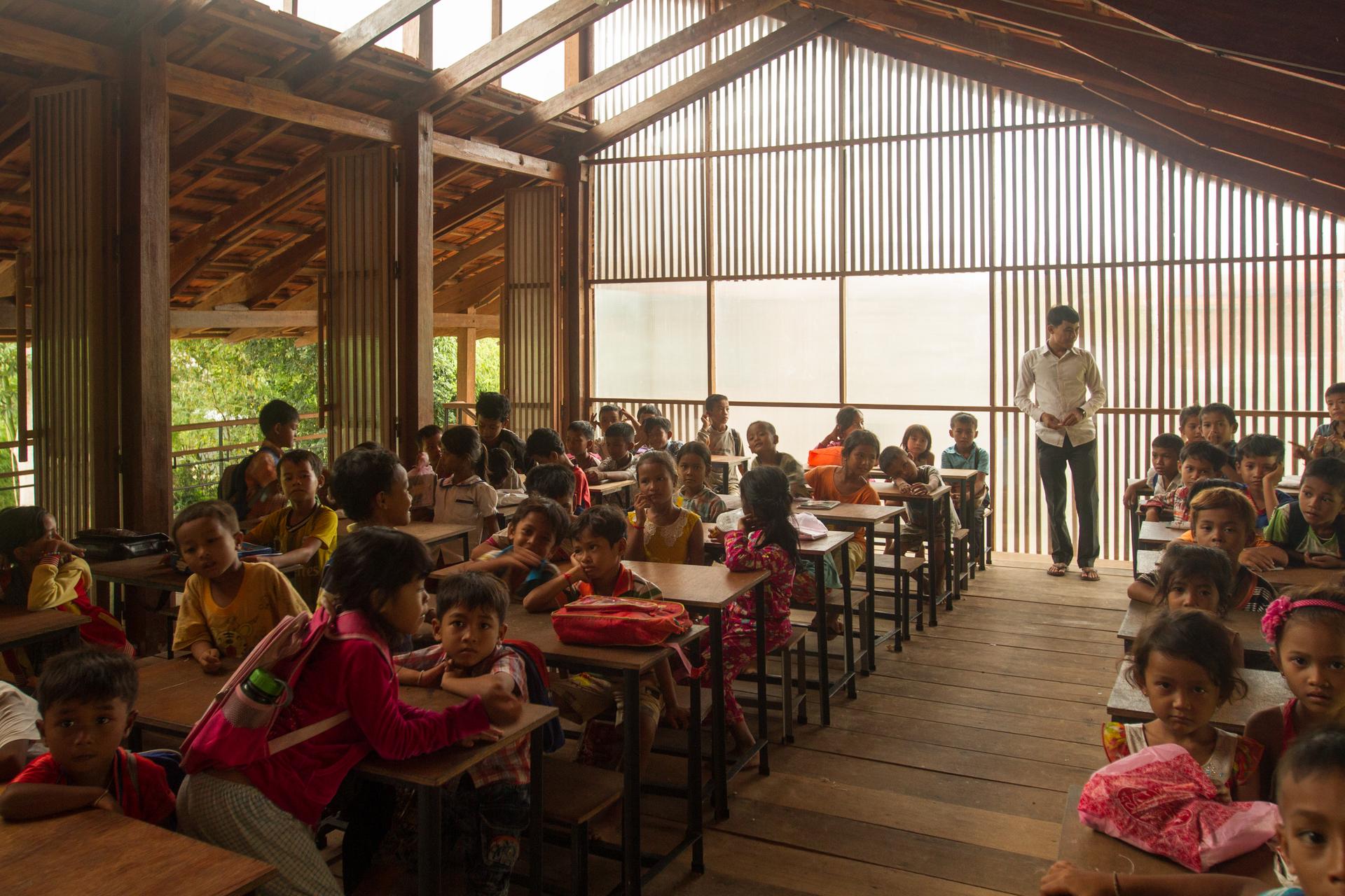 Thnouh School - image 2