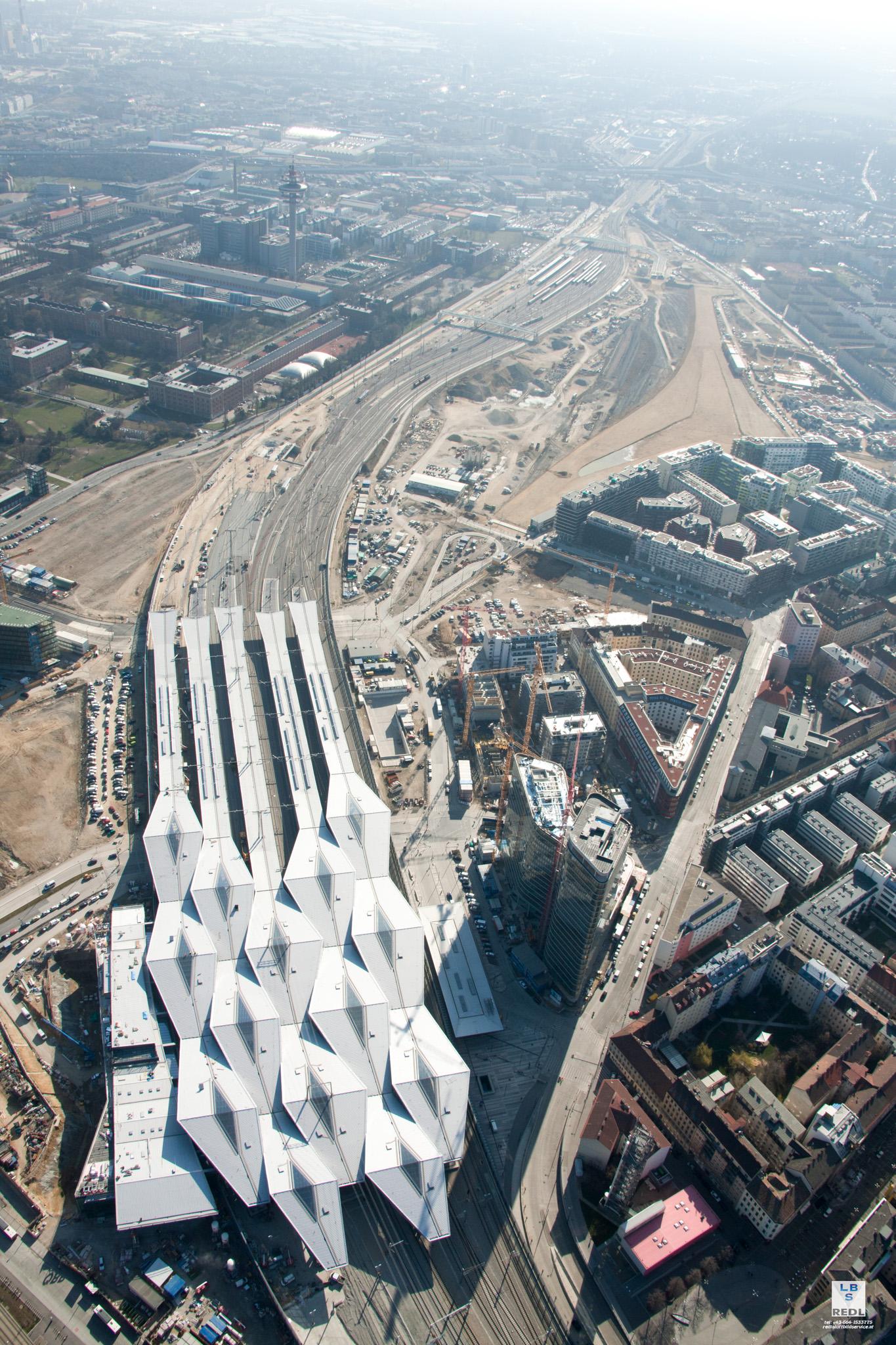 Vienna Central Station - image 2