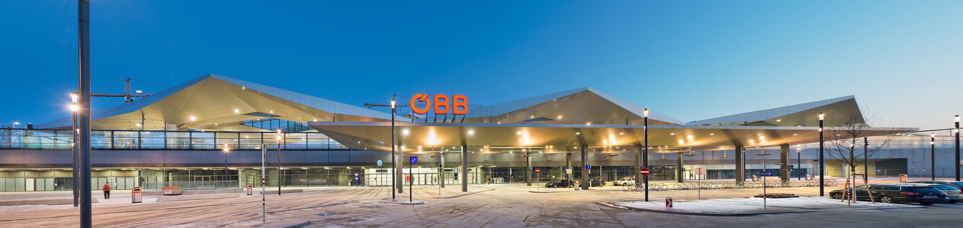 Vienna Central Station - image 7