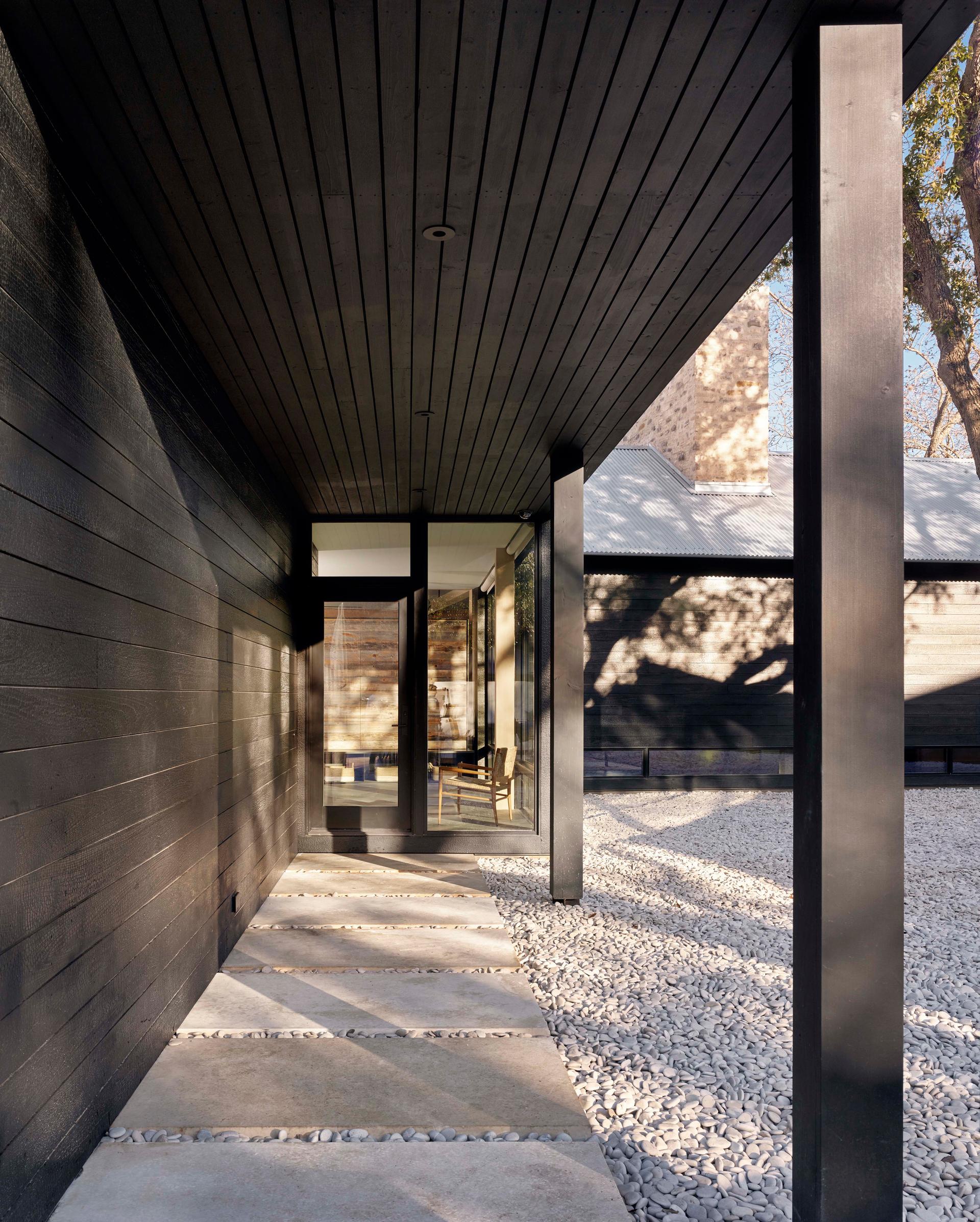 Modern Texas Prefab - image 11