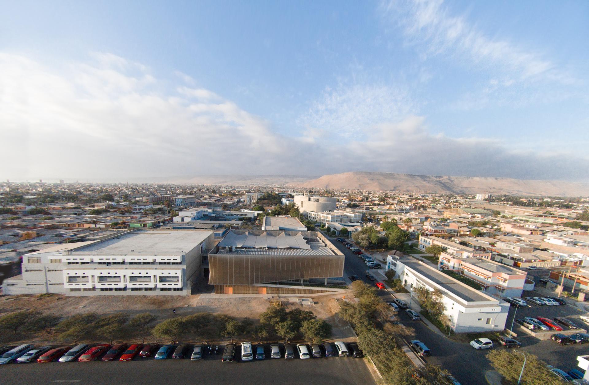 Physics Department Building, University of Tarapacá - image 2