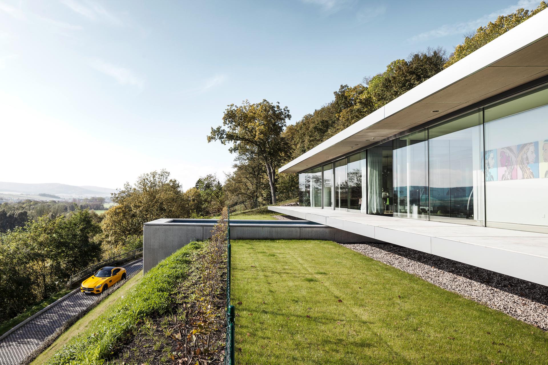 Villa K - image 3