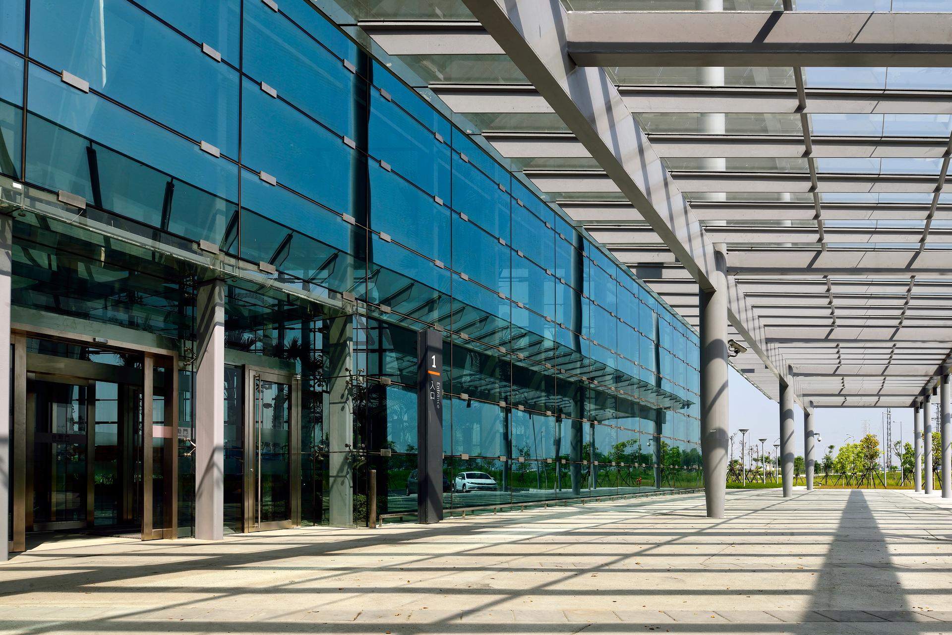 Changhua High Speed Rail Station - image 2