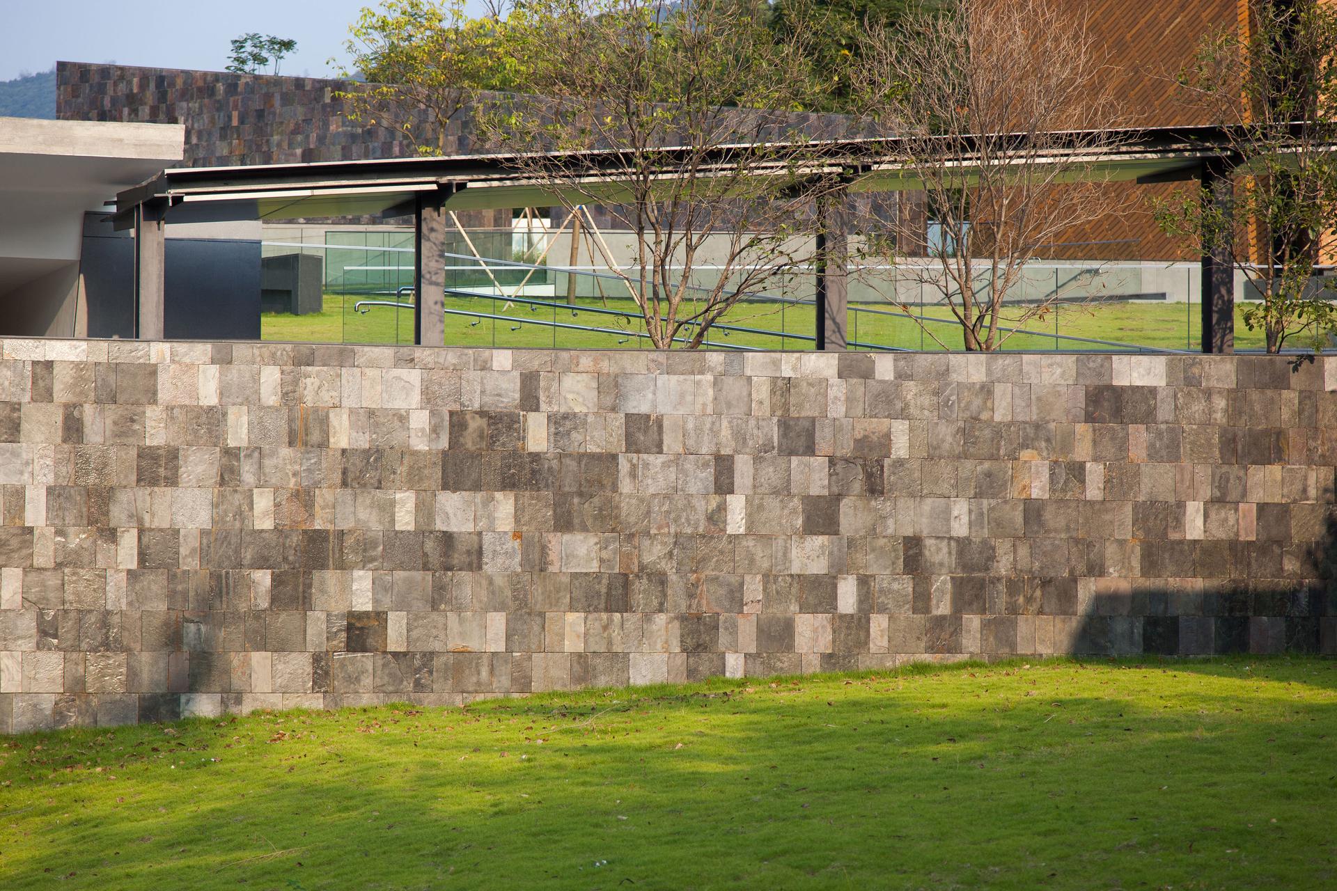 Crematorium in Wo Hop Shek - image 8